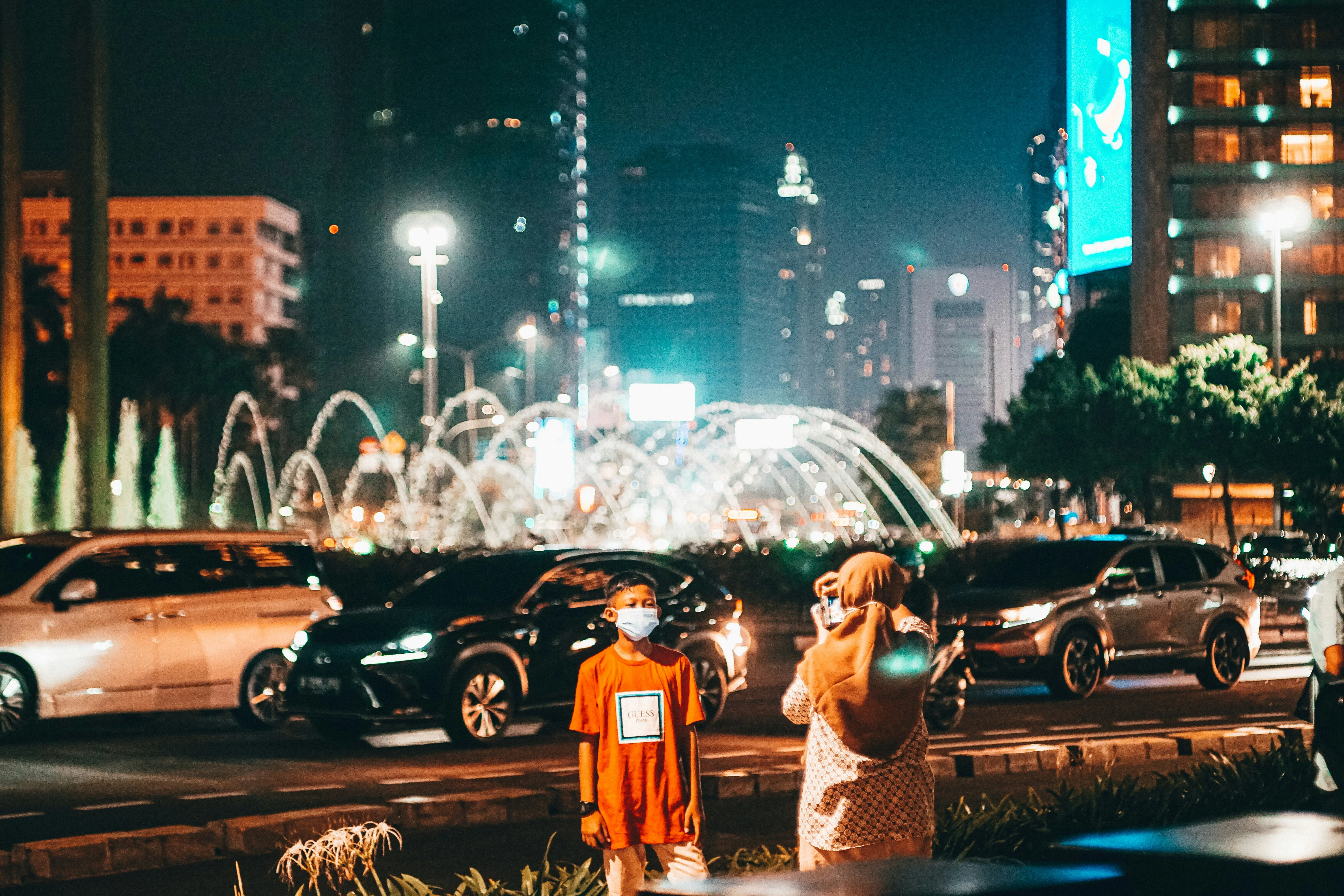 Exploring Jakarta's Nightlife: Safe and Luxurious Family Options Image 3