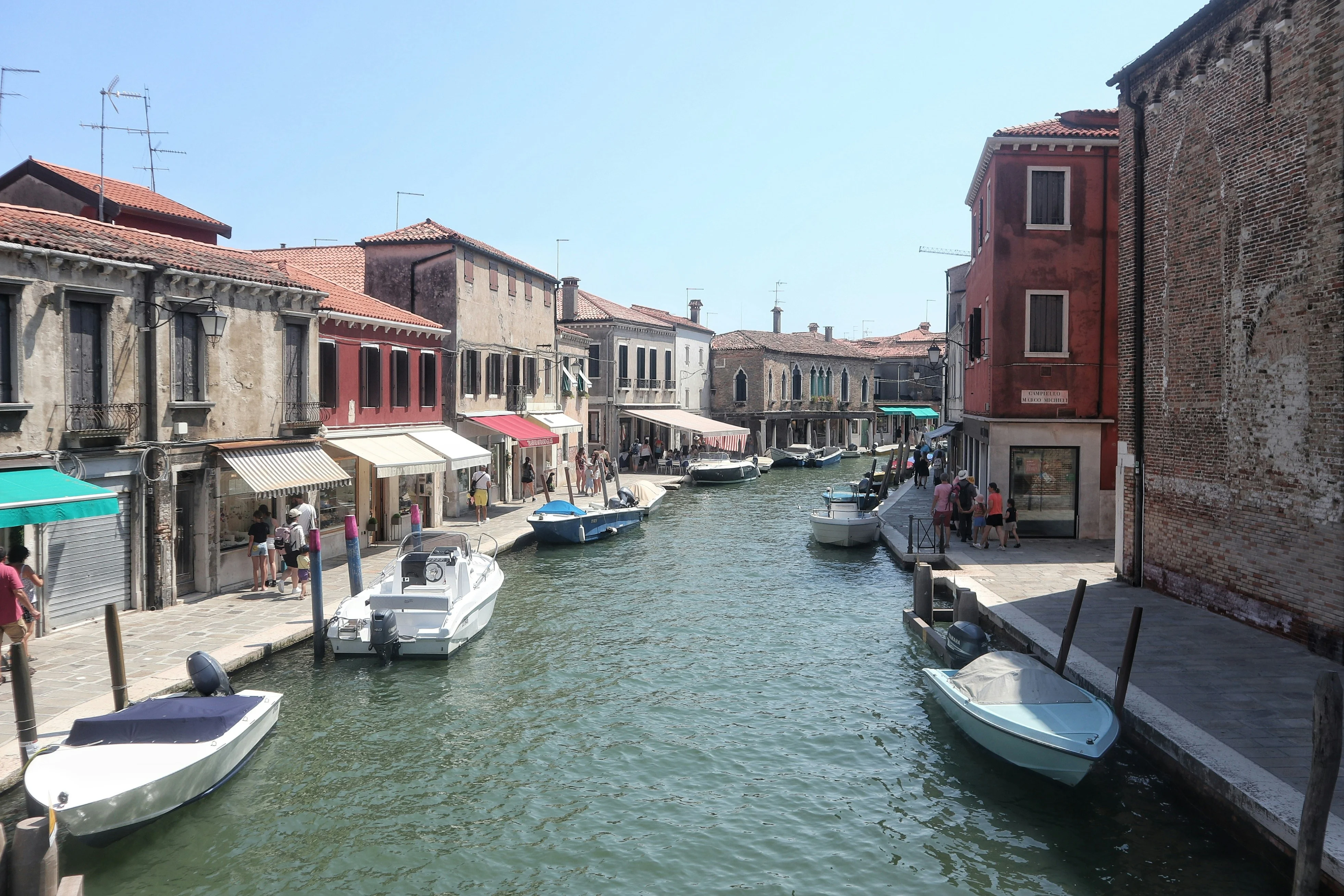 Glass and Lace: Craftsmanship Weekend Tour in Venice's Islands Image 1