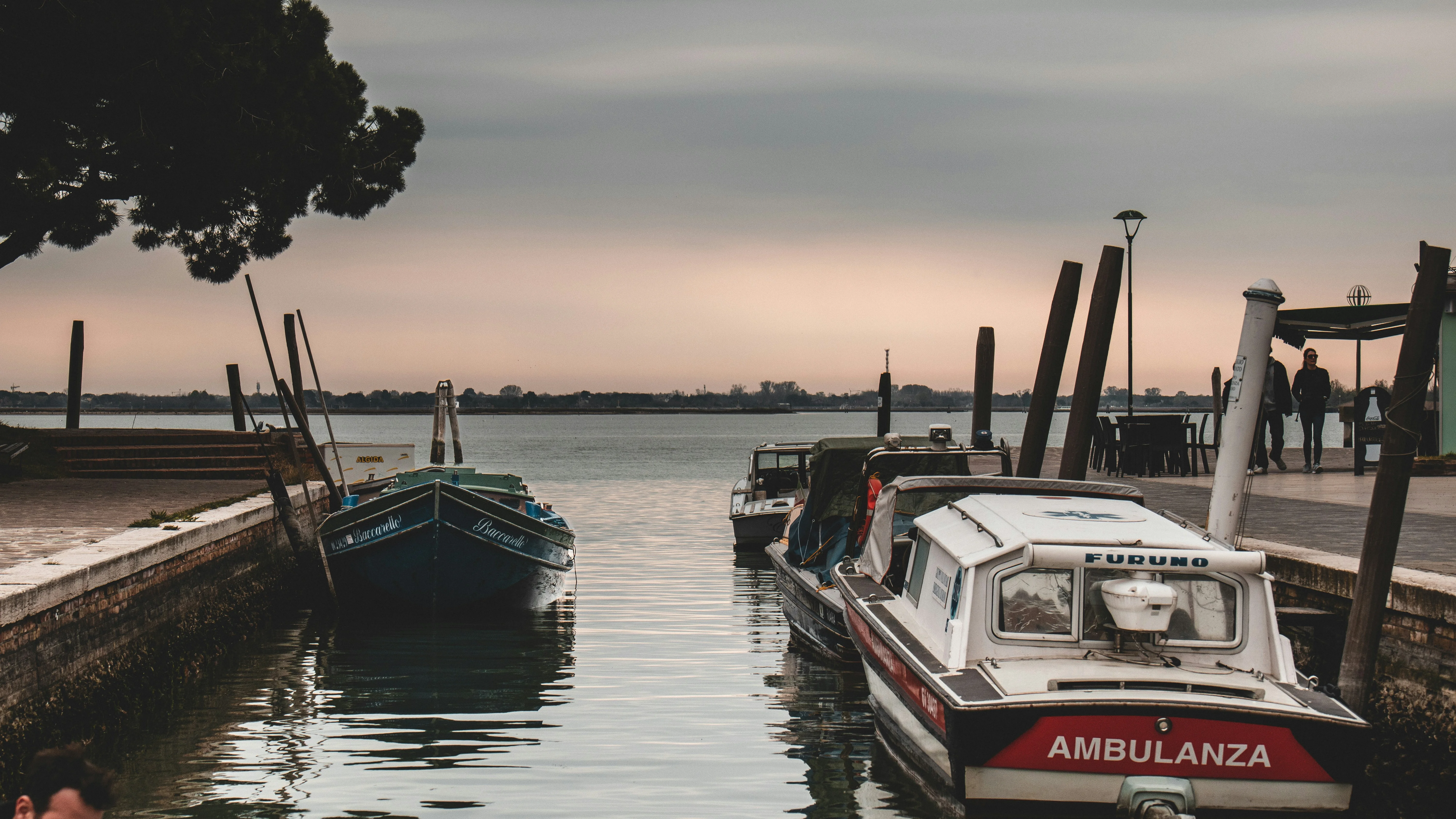 Glass and Lace: Craftsmanship Weekend Tour in Venice's Islands Image 2