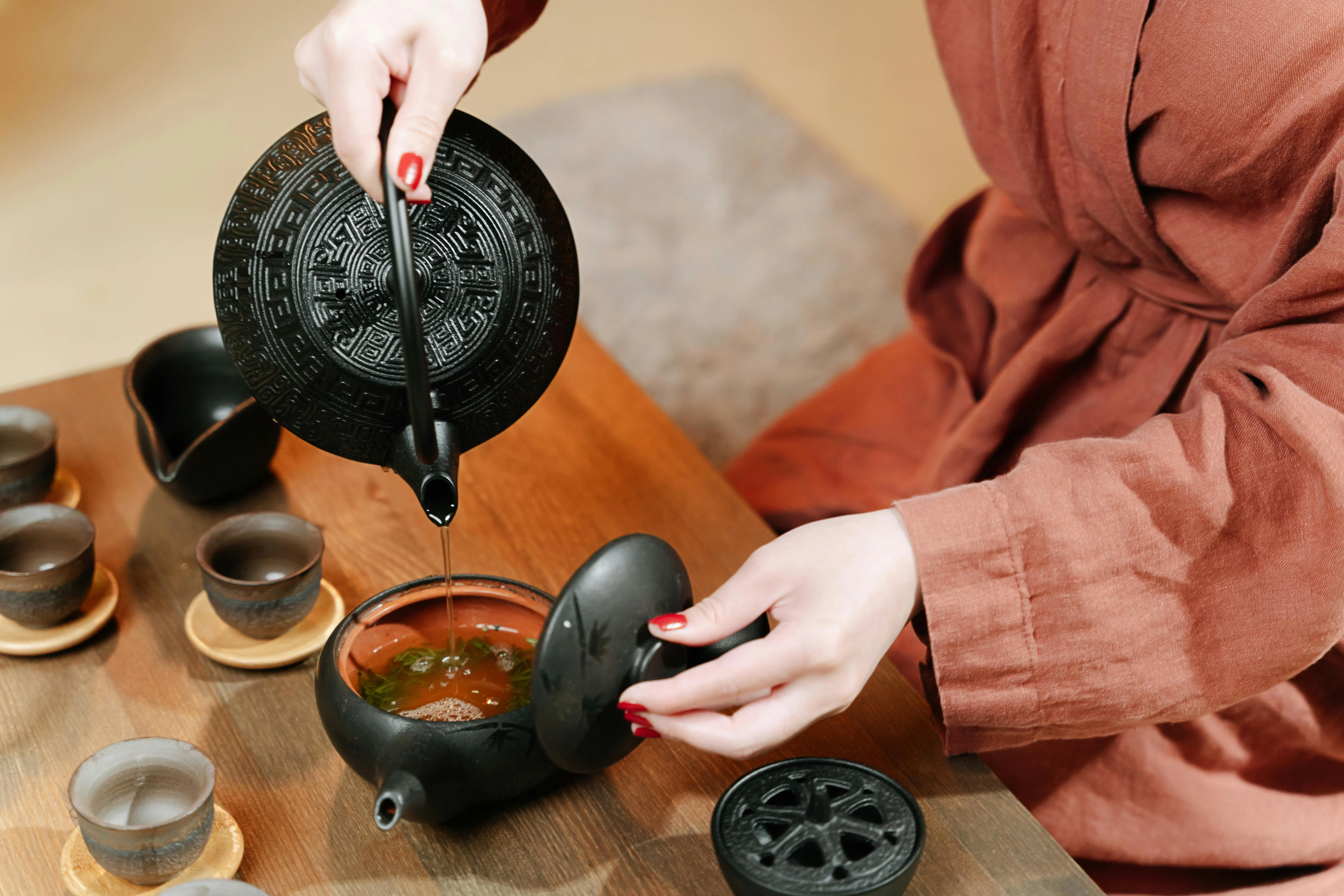 A Tale of Two Spirits: Brewing Love in Beijing's Traditional Tea Ceremonies Image 2