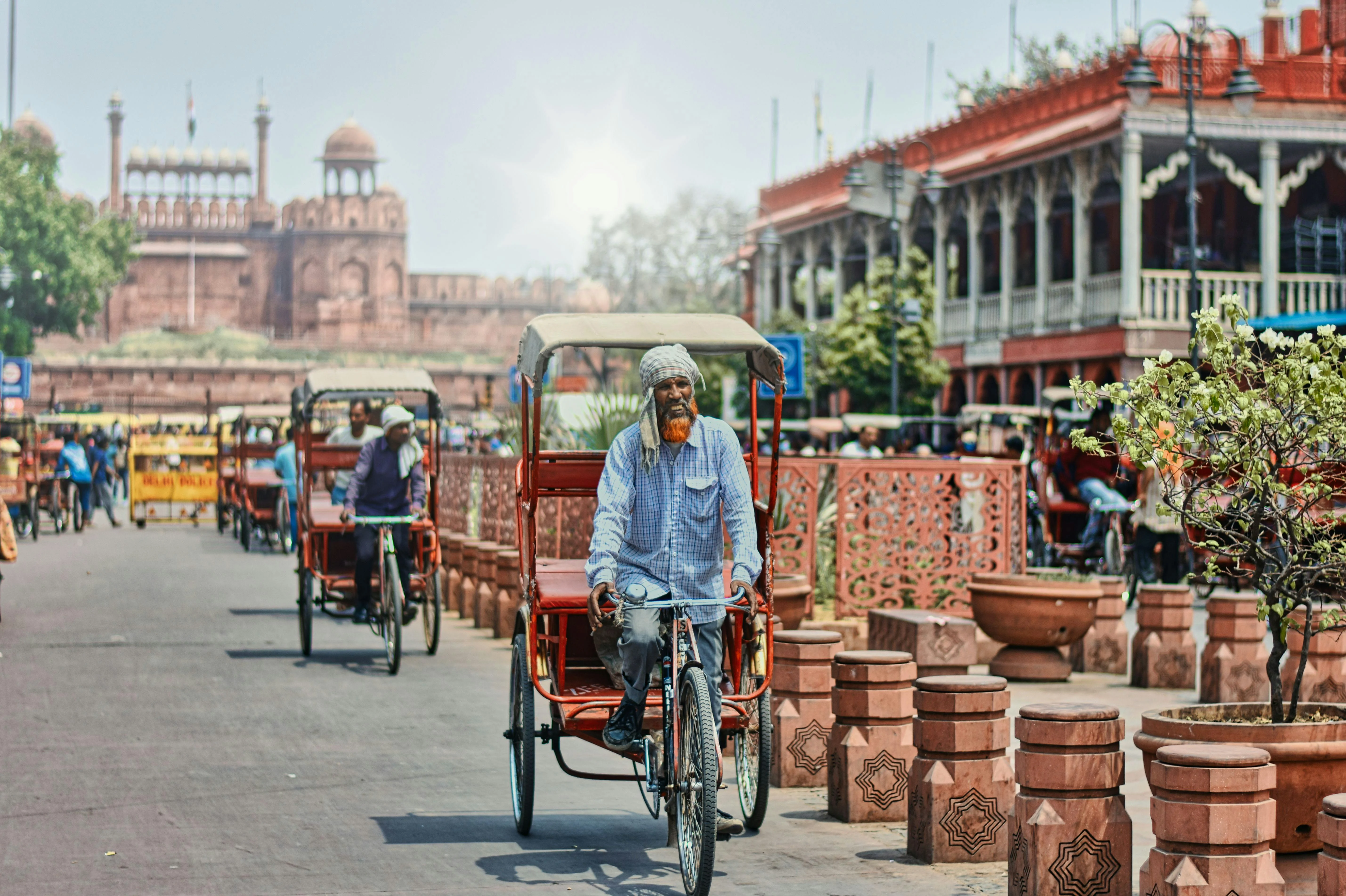 Rickshaw Shenanigans: Hilarious Budget Transport Hacks in New Delhi