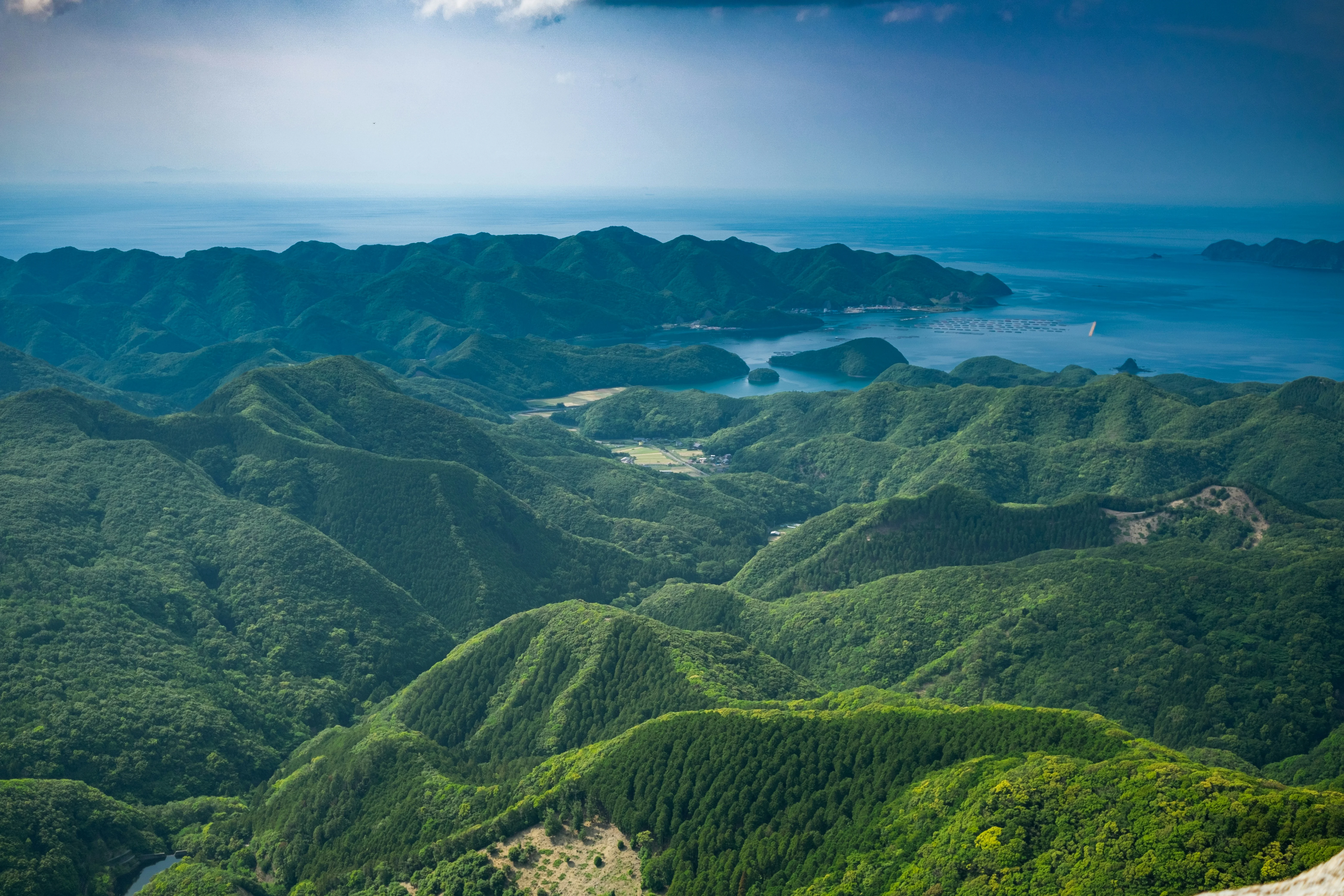 Love and Adventure: Hot Air Balloon Rides over Nagasaki Image 2