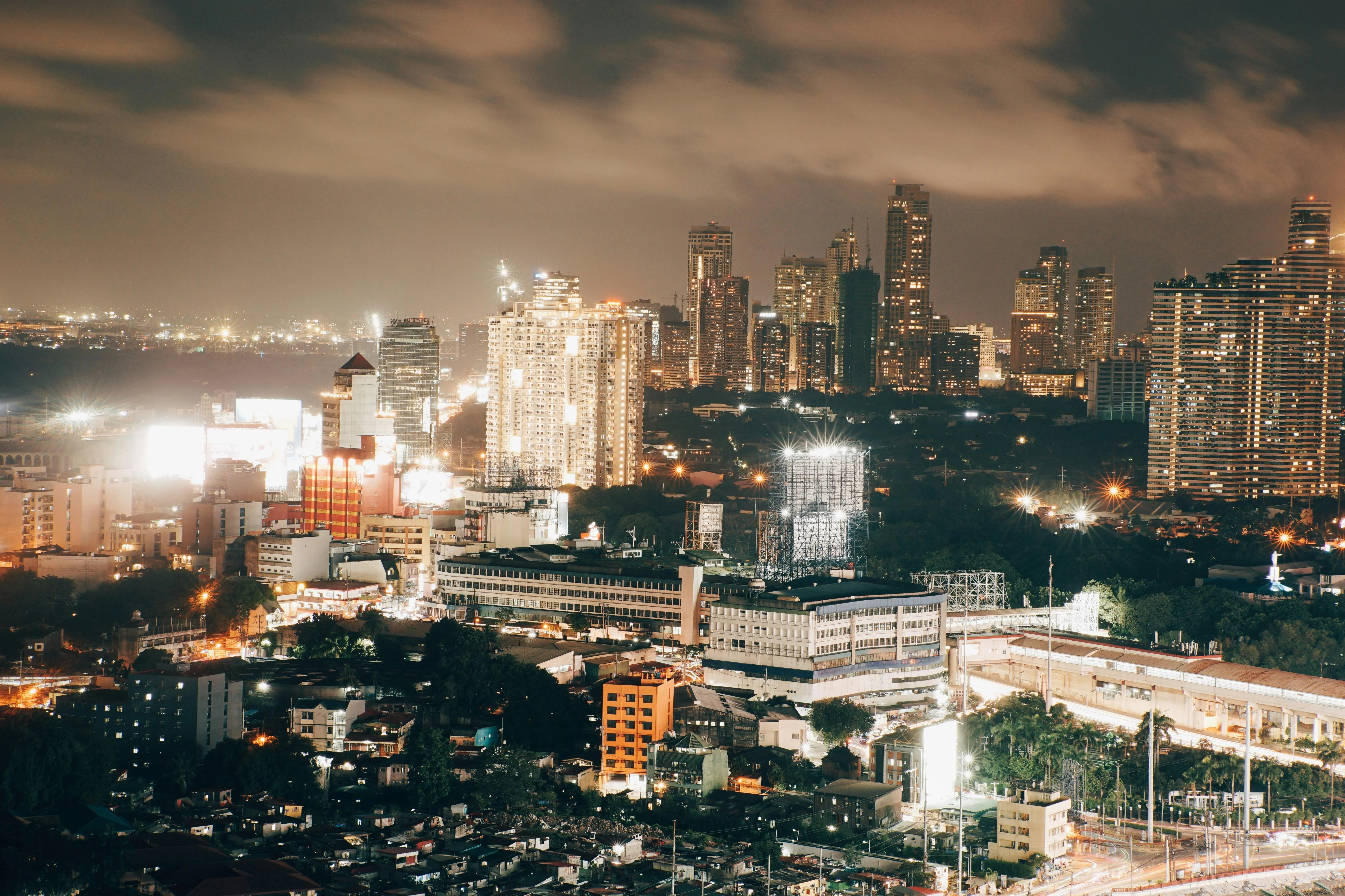 Night Drive Adventures: Exploring Mumbai's Vibrant Nightlife Image 3