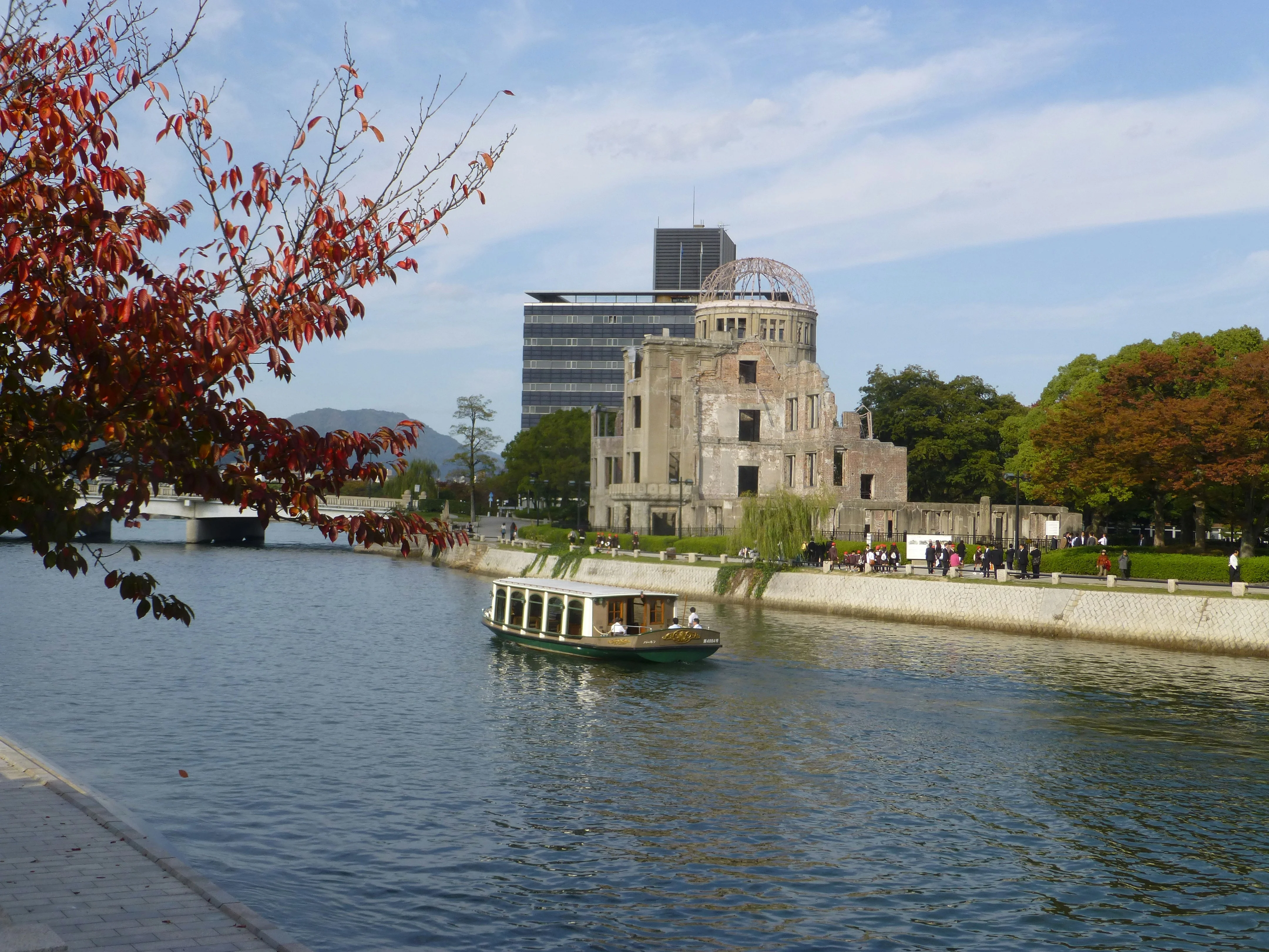 Hiroshima's Serene Rivers: A Digital Nomad's Guide to Remote Work by the Water Image 3