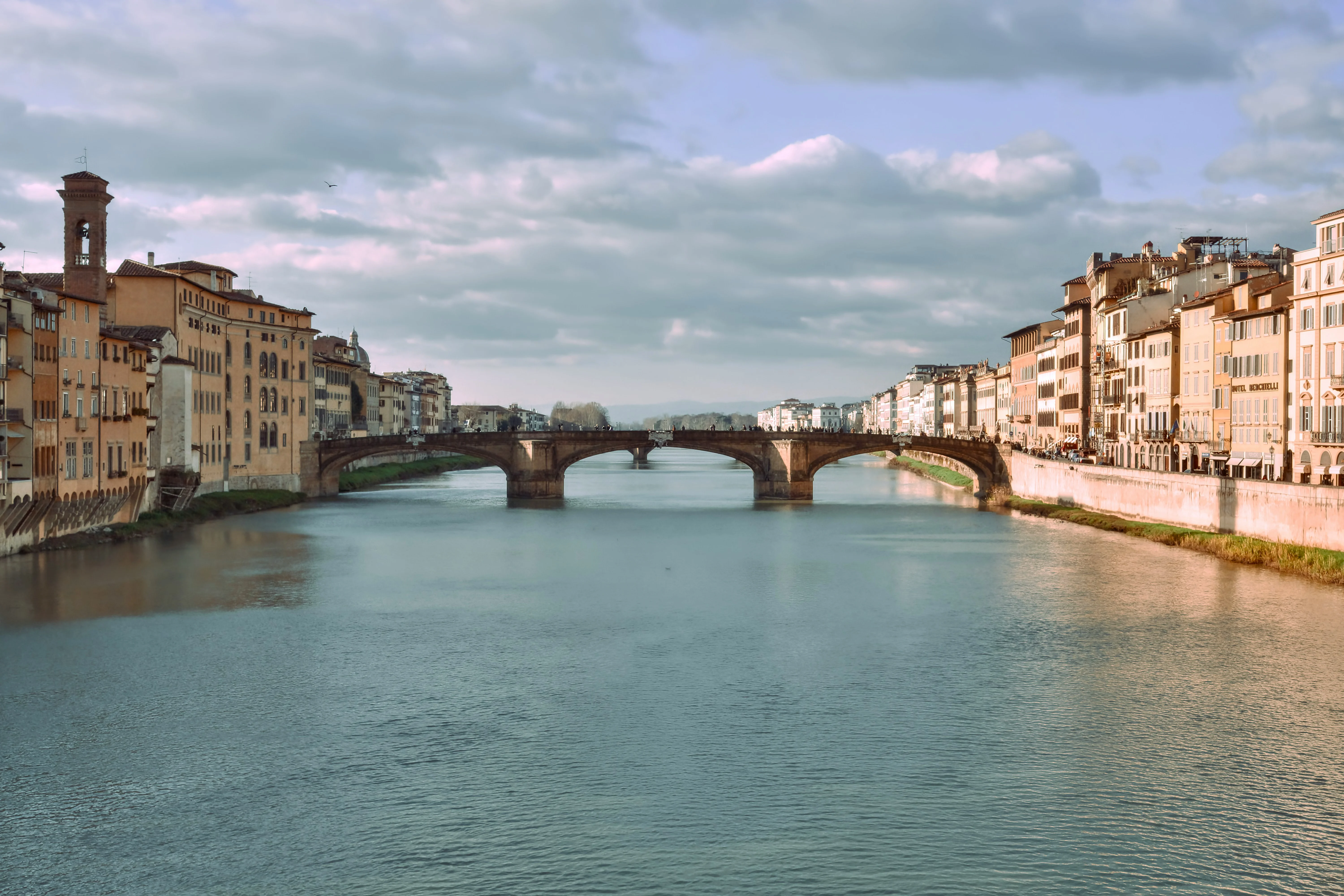 Riverside Repose: Unwinding on Florence's Historic Arno