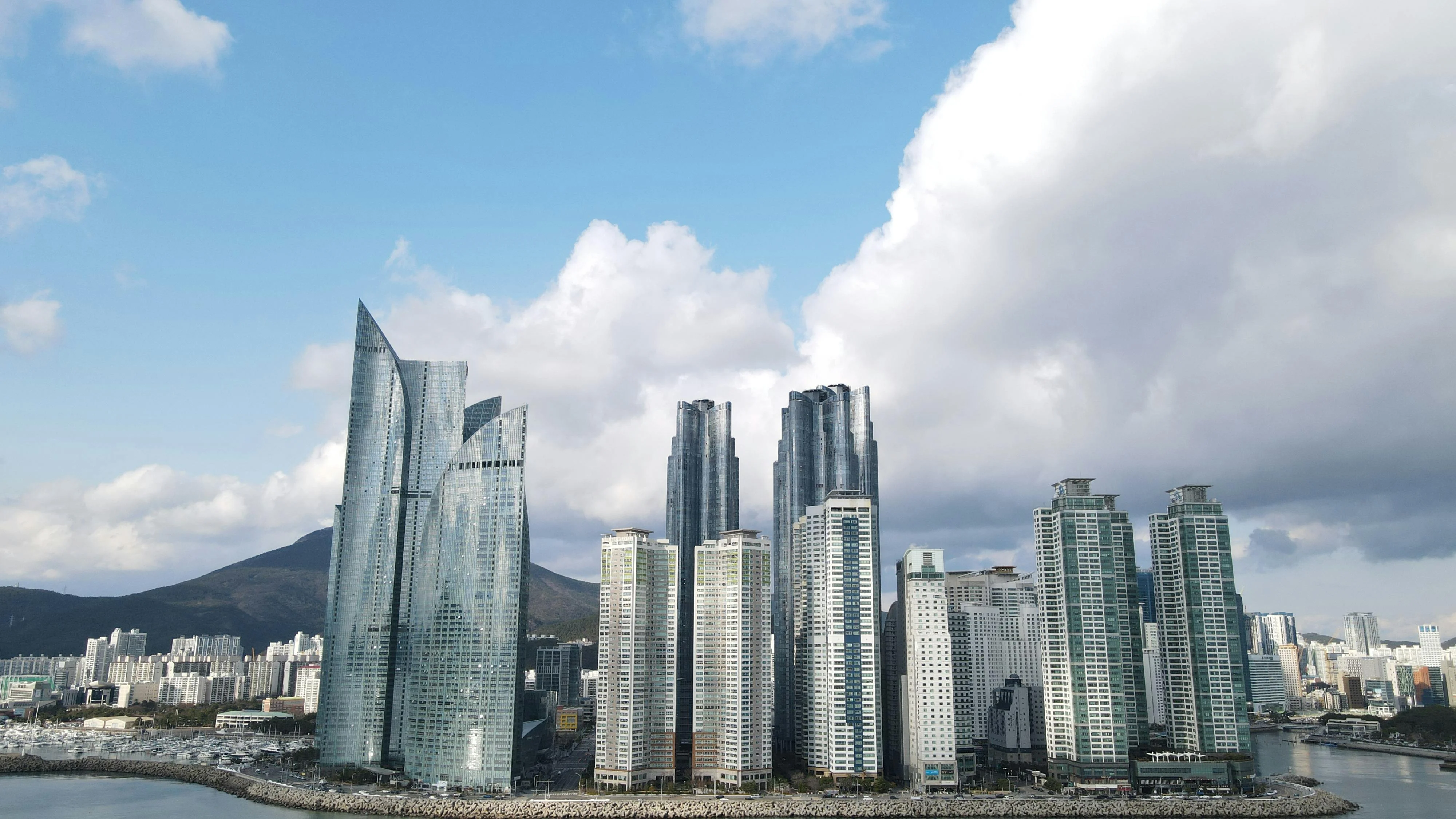 Sky High: Accessible Observation Decks with Unforgettable Views in Busan Image 2