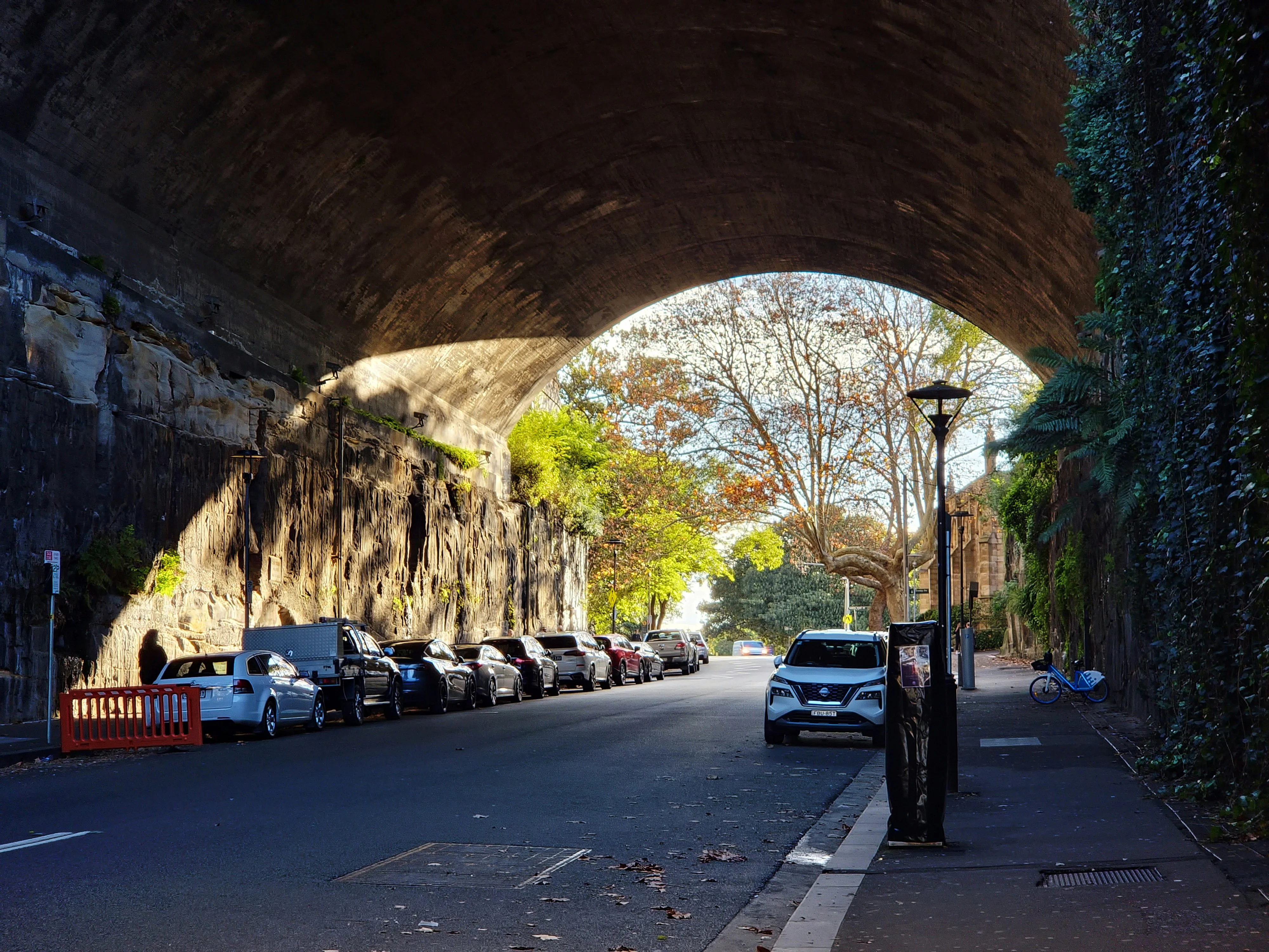 Leisurely Lanes: A Guide to Sydney's Romantic Waterfront Markets Image 3