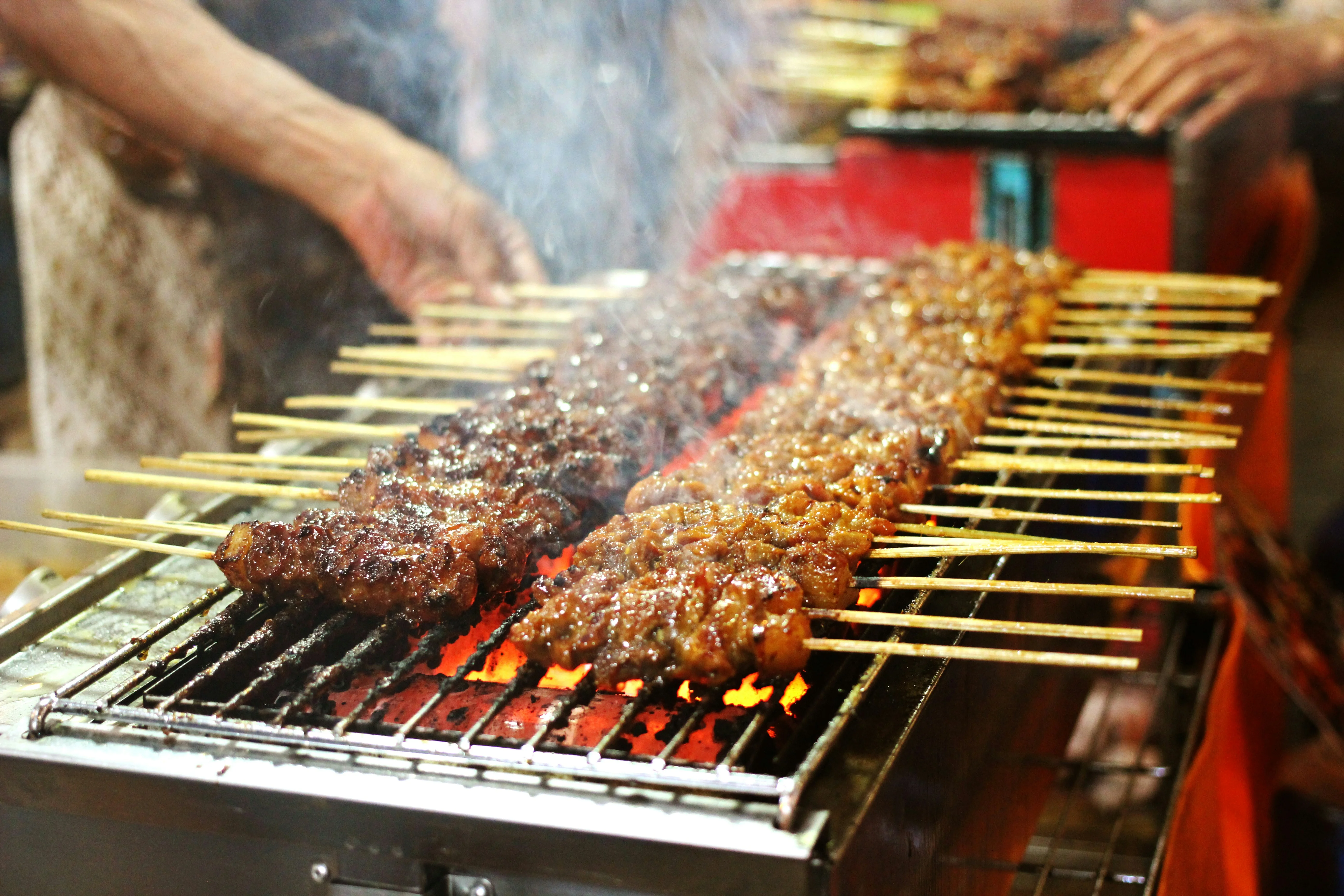 From Street Food to Fine Dining: Jakarta's Culinary Experiences for Families Image 2