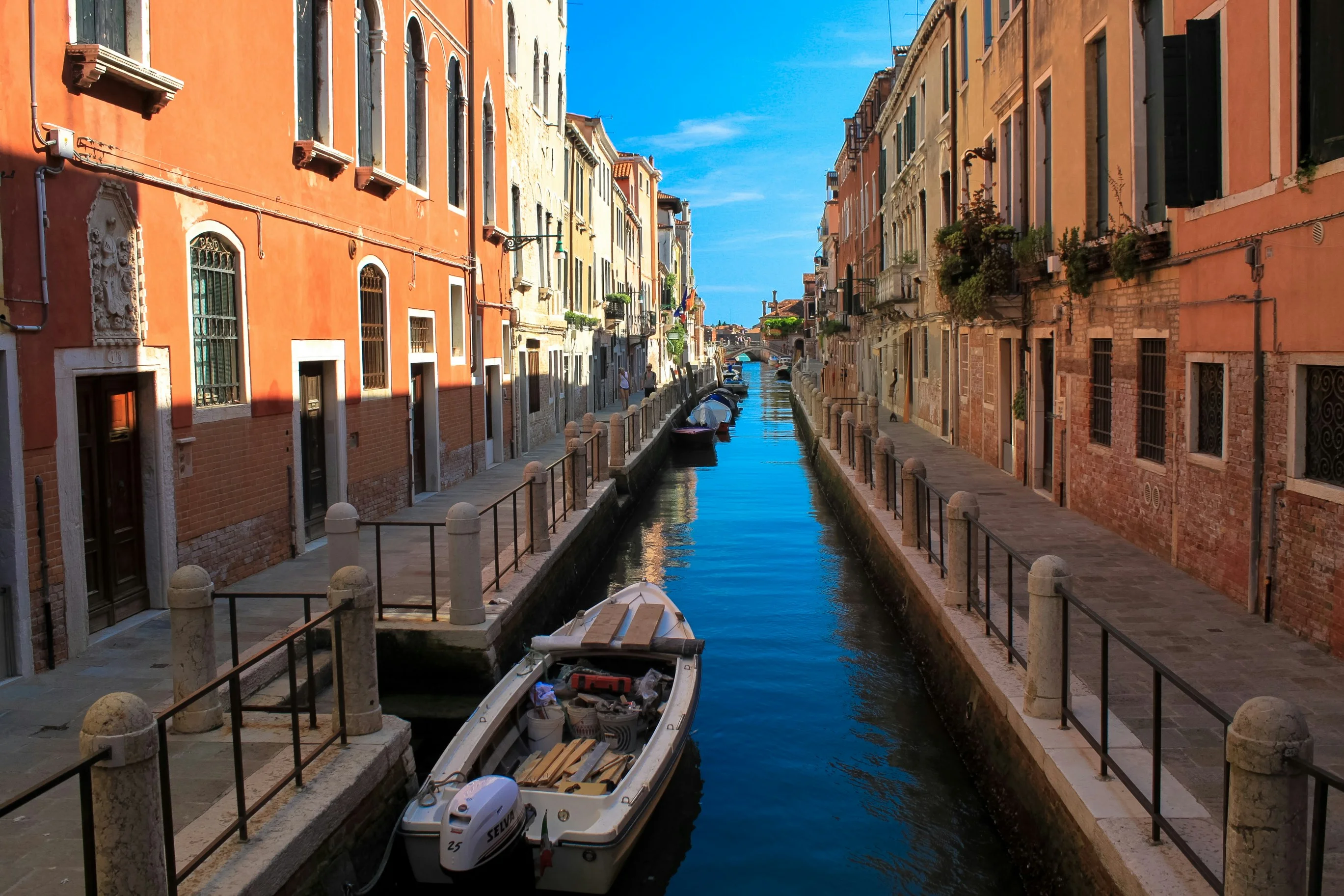 Historical Intrigues: Discovering Venice's Hidden Stories in Two Days