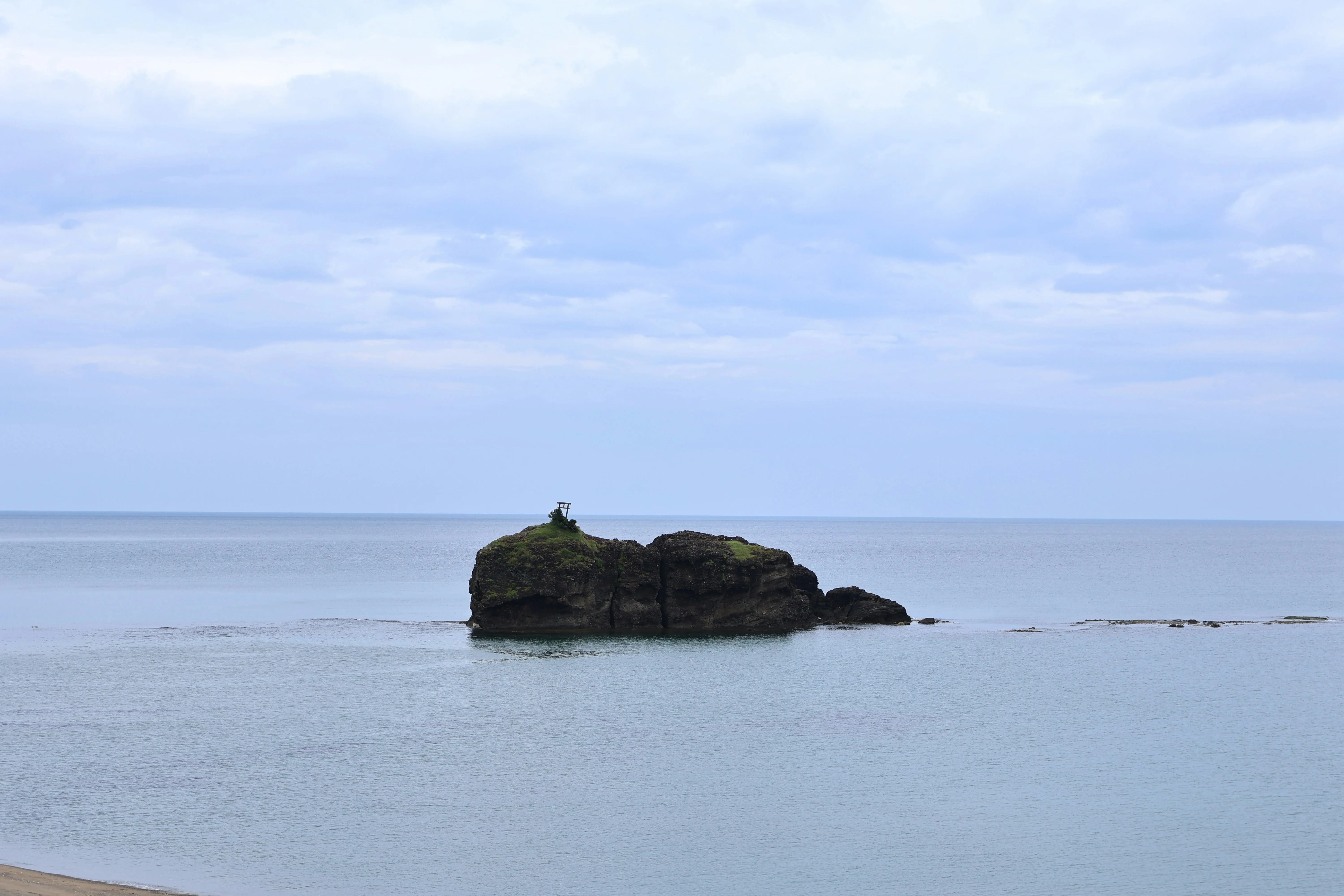 Wander and Wonder: Discovering the Whispering Sands of Tottori Image 2