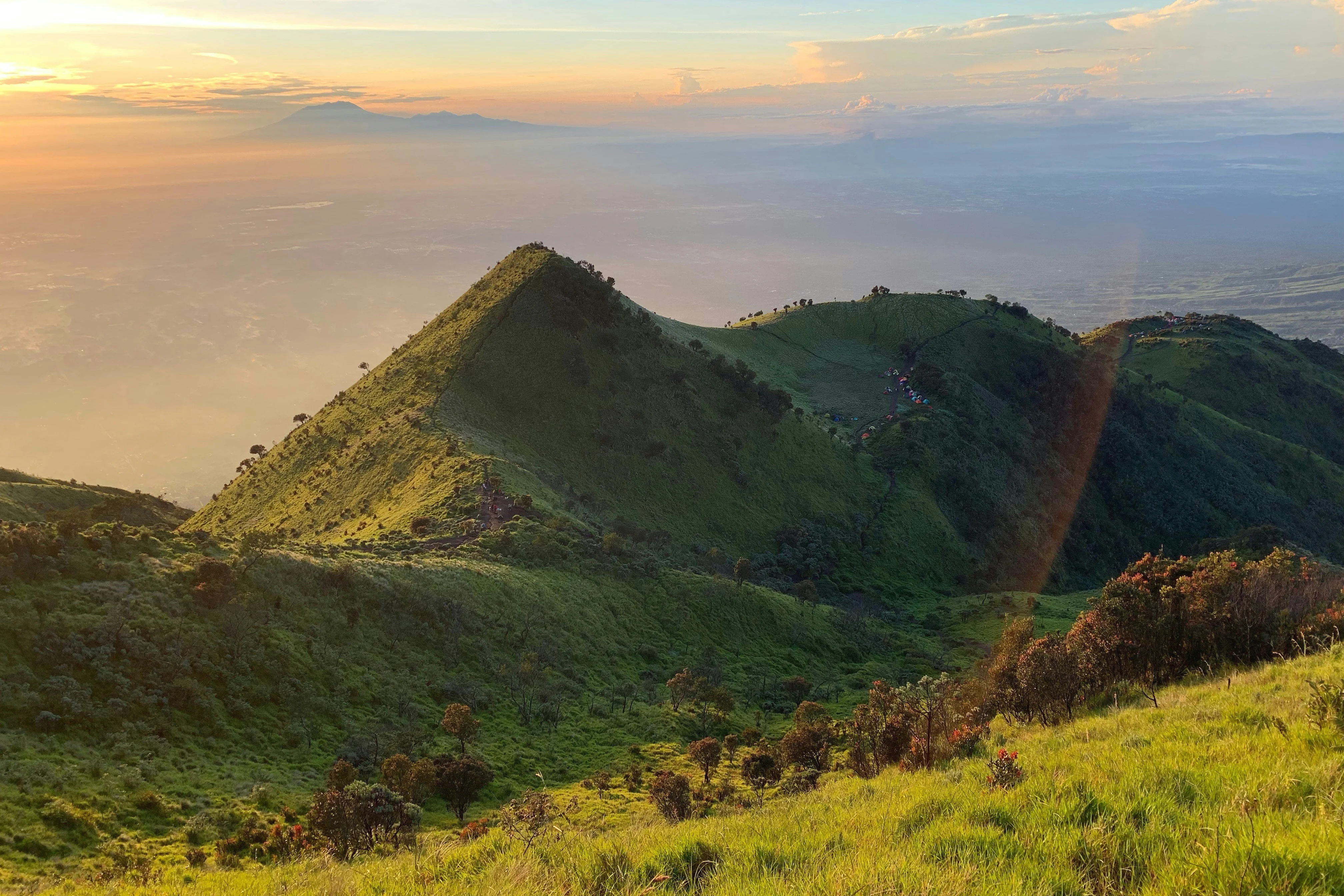 Harnessing the Power of Volcanoes: Eco-Friendly Hikes in Central Java Image 3