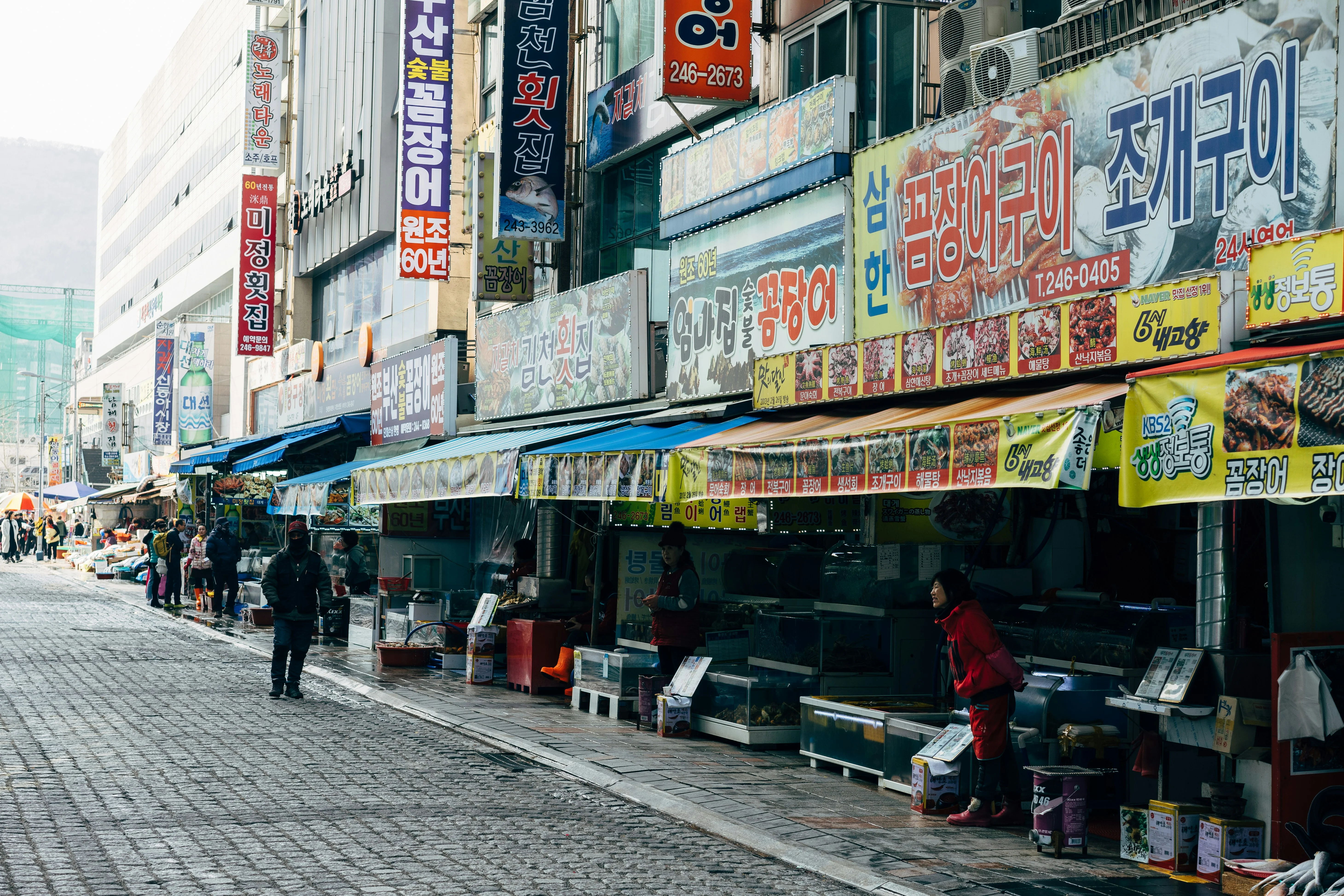 Quiet Escapes: Accessible Temples and Shrines in Busan's Outskirts Image 1