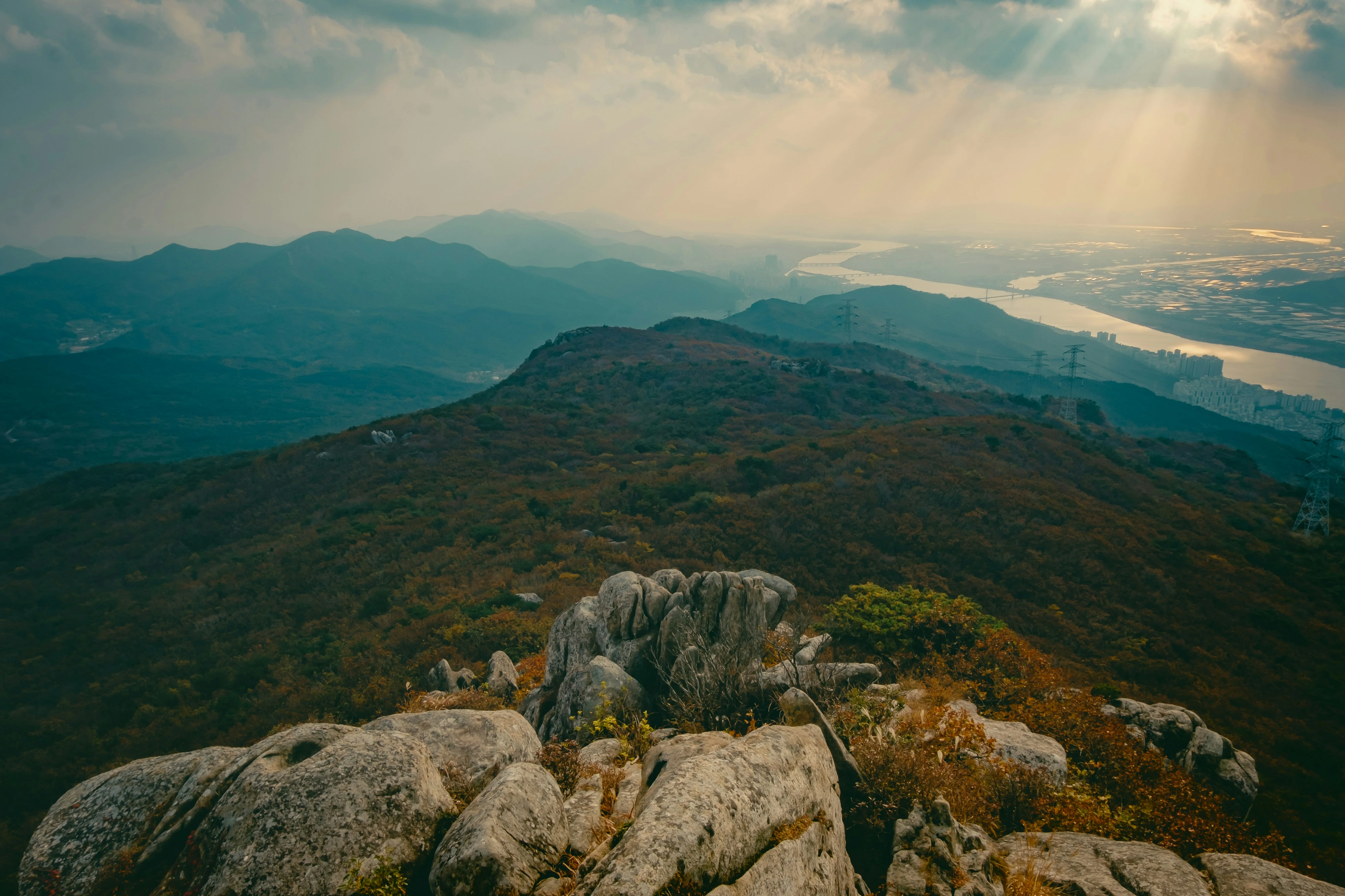 Quiet Escapes: Accessible Temples and Shrines in Busan's Outskirts