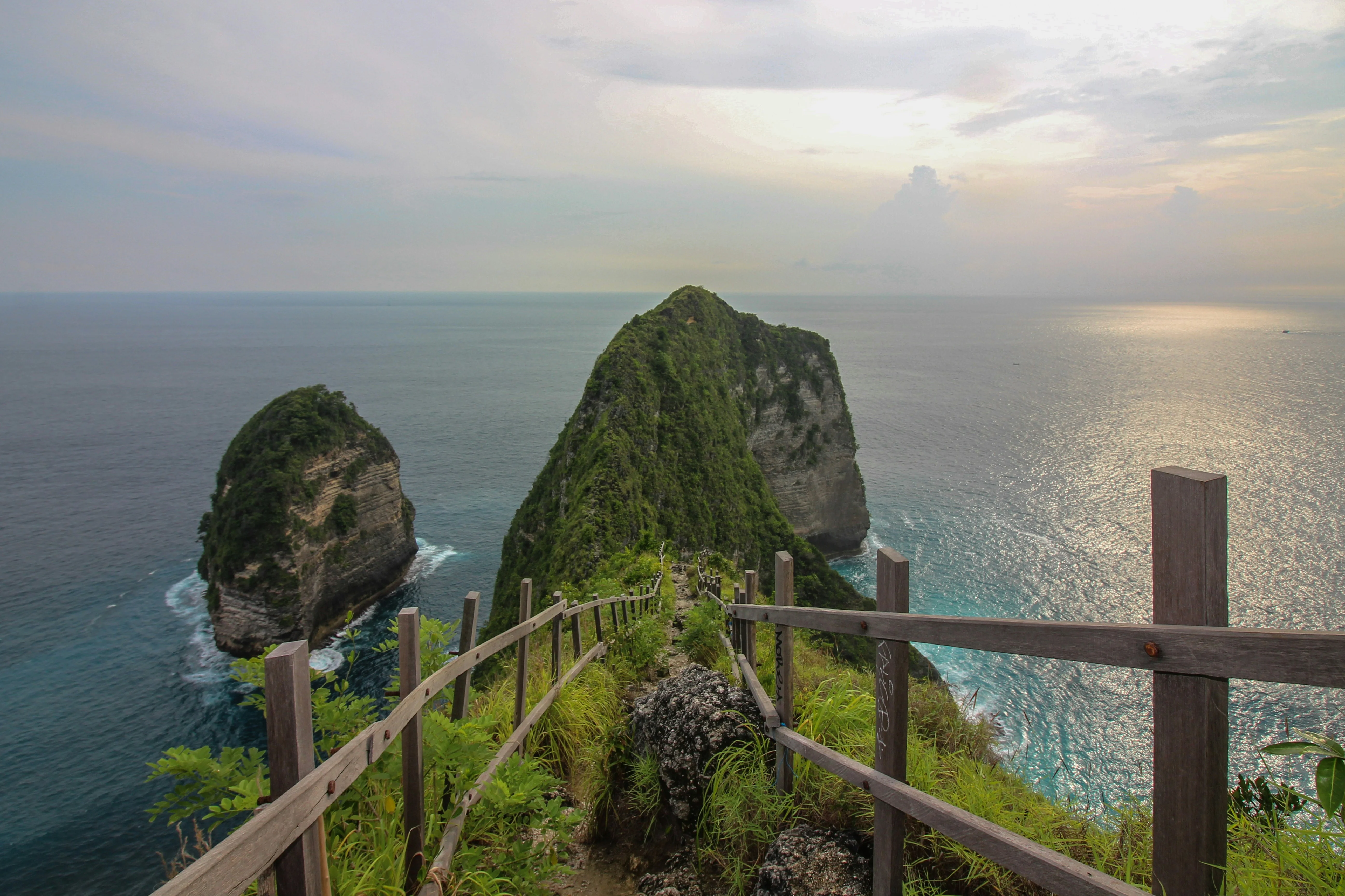 Islands of Serenity: Exploring the Eco-Lodges of Nusa Penida Image 3