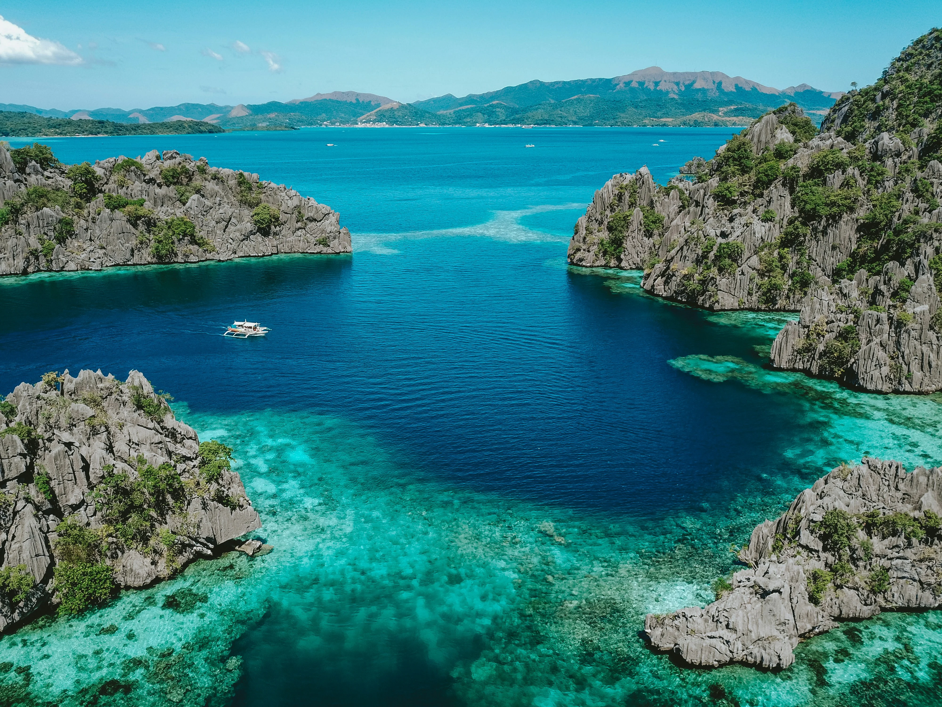 The Adventurer's Guide: Rock Climbing Experiences in Palawan's Stunning Limestone Cliffs