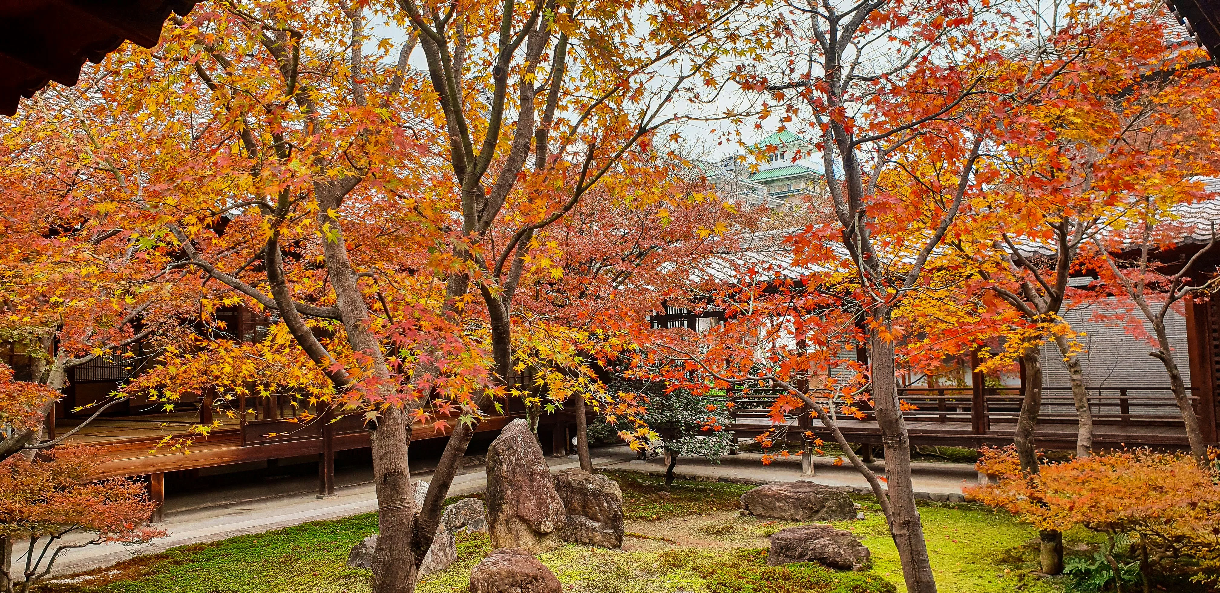 Analyzing Kyoto's Seasonal Ceremonies for Language Enthusiasts Image 3