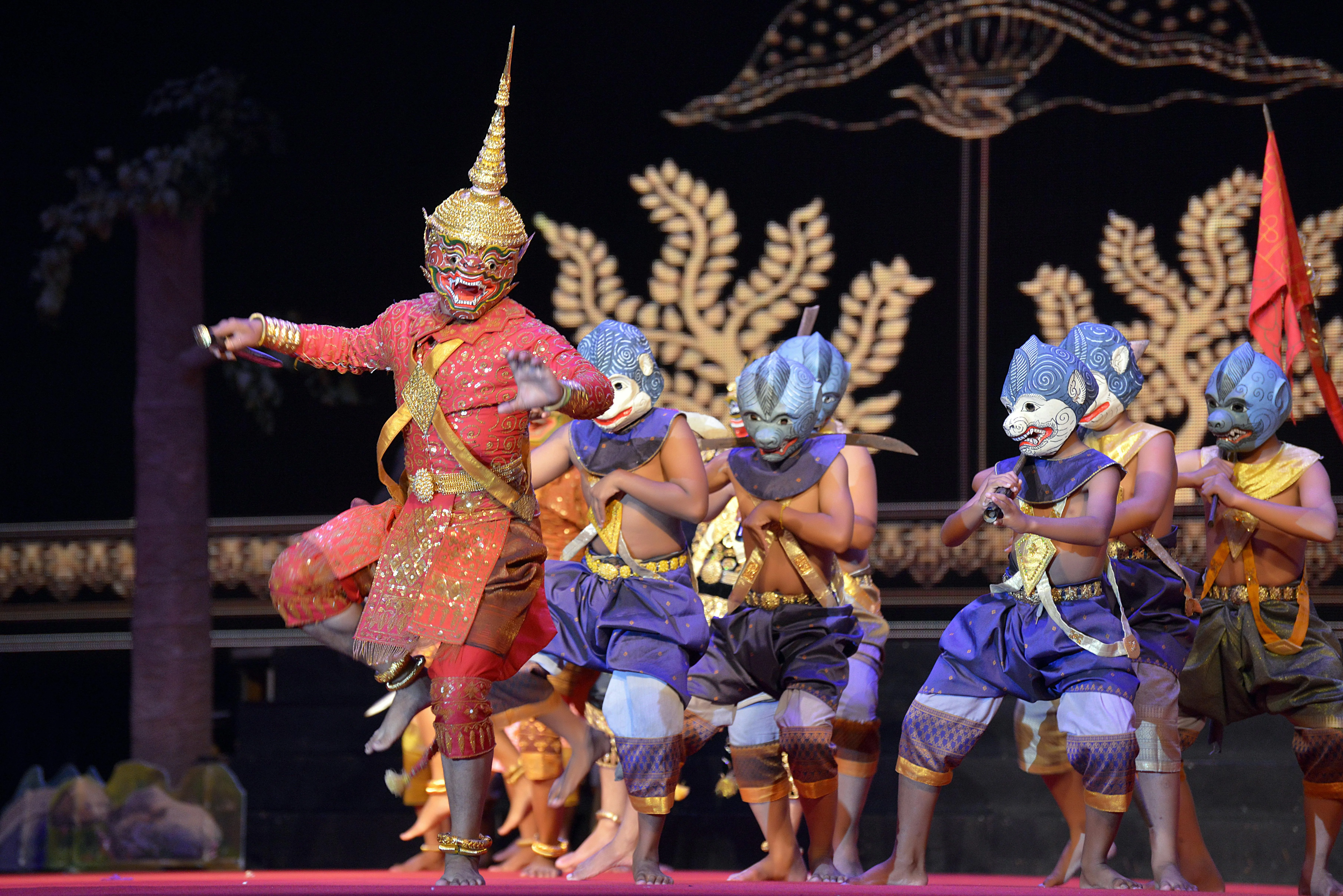 The Rhythm of Cambodia: Traditional Dance Performances in Siem Reap Image 3