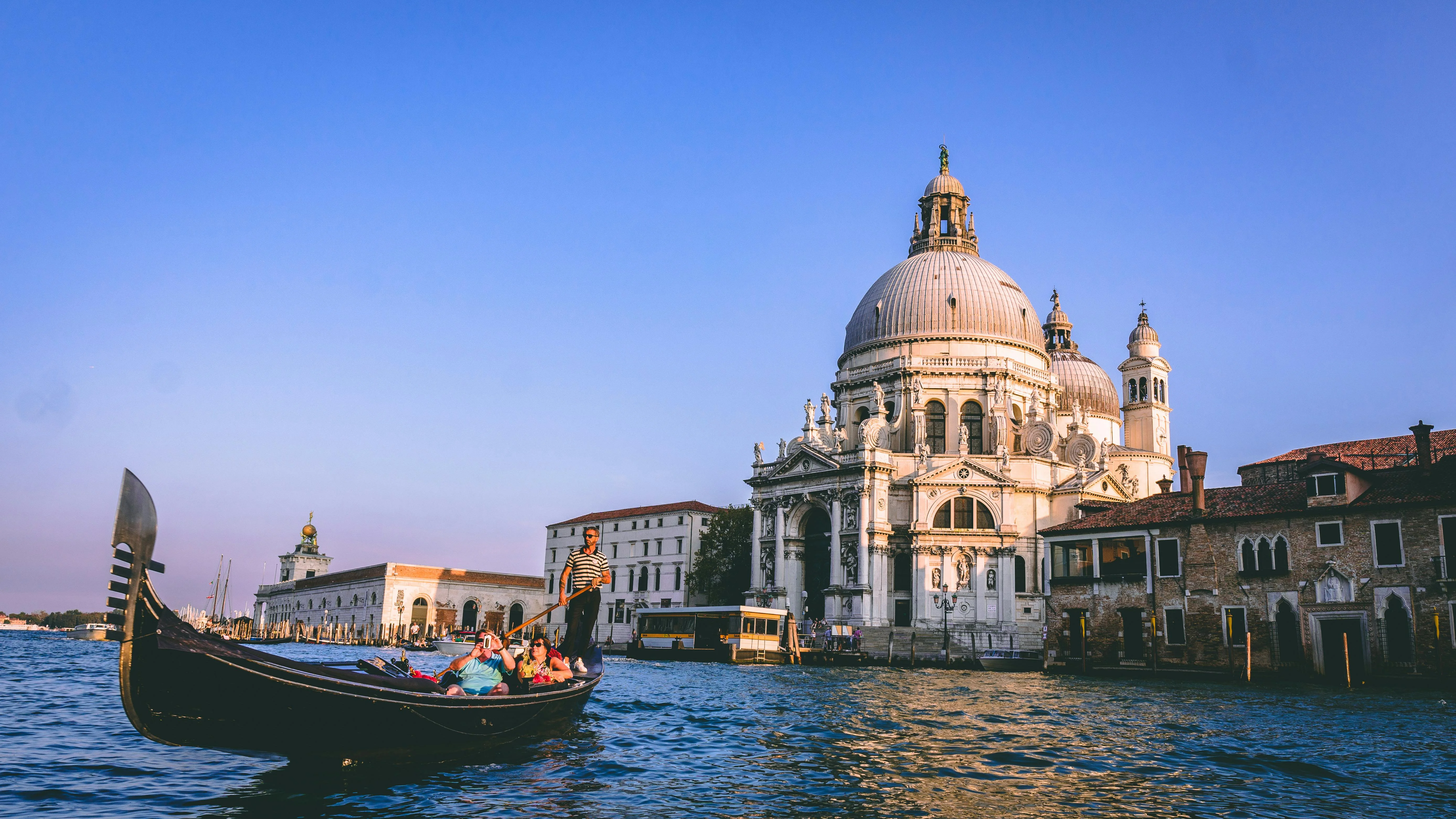 Photography Weekend: Capturing Venice's Iconic Views and Hidden Gems