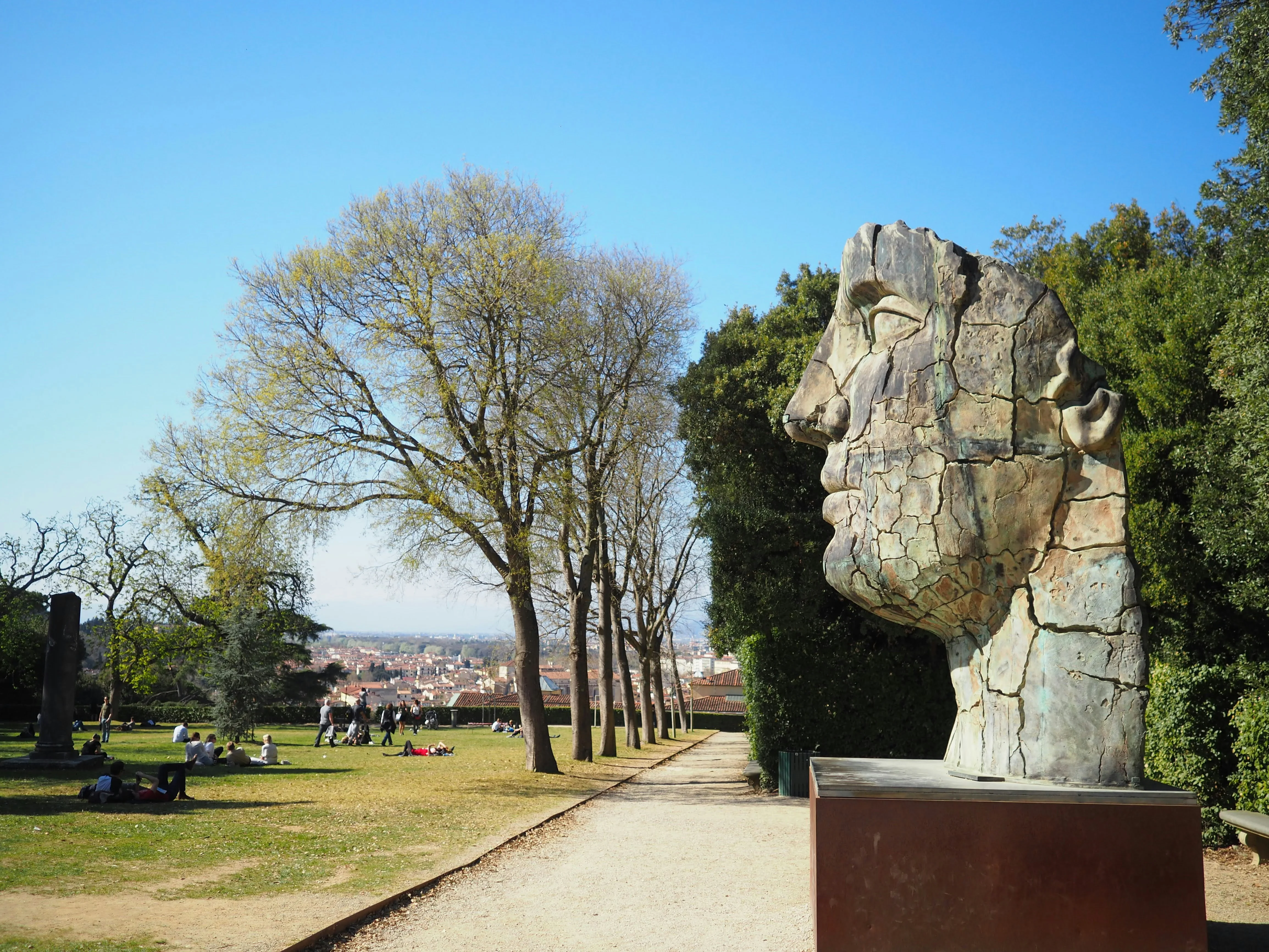 A Mindful Journey Through Time: Relaxing in Florence's Historic Landscapes Image 2