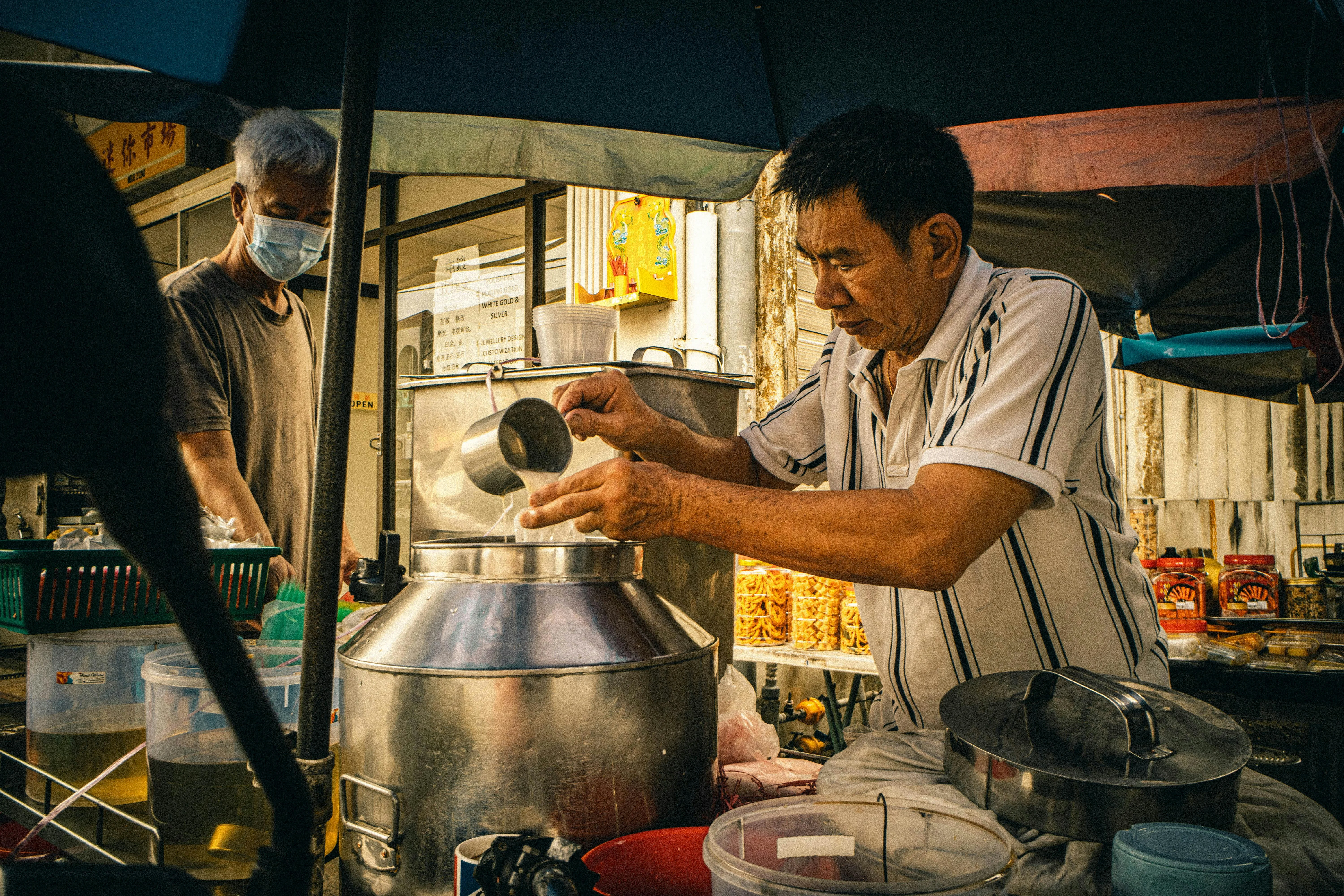 A Feast for the Senses: Siem Reap's Night Markets and Their Flavors Image 2