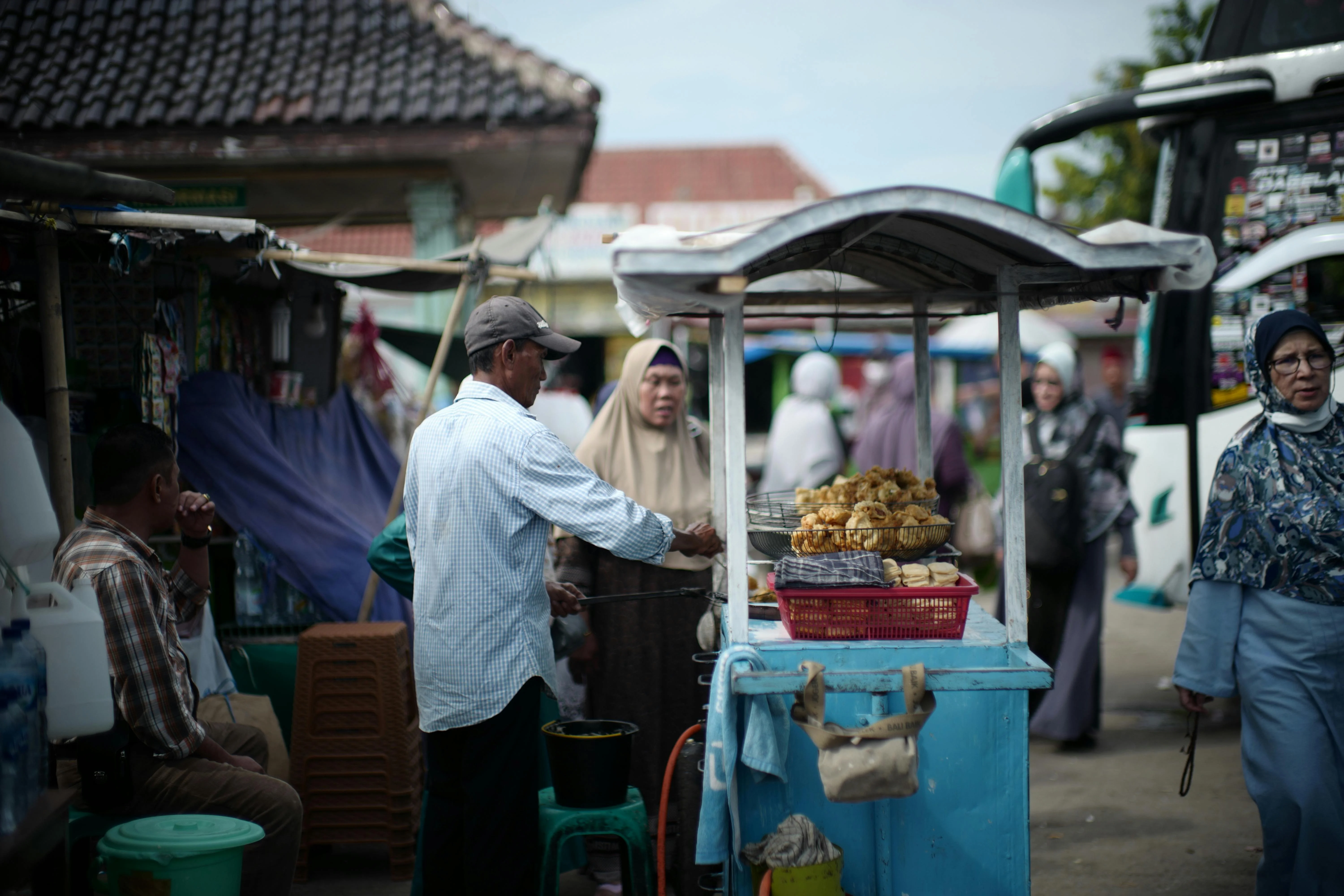 Beyond the Expected: Unusual Family Activities in Jakarta Image 3