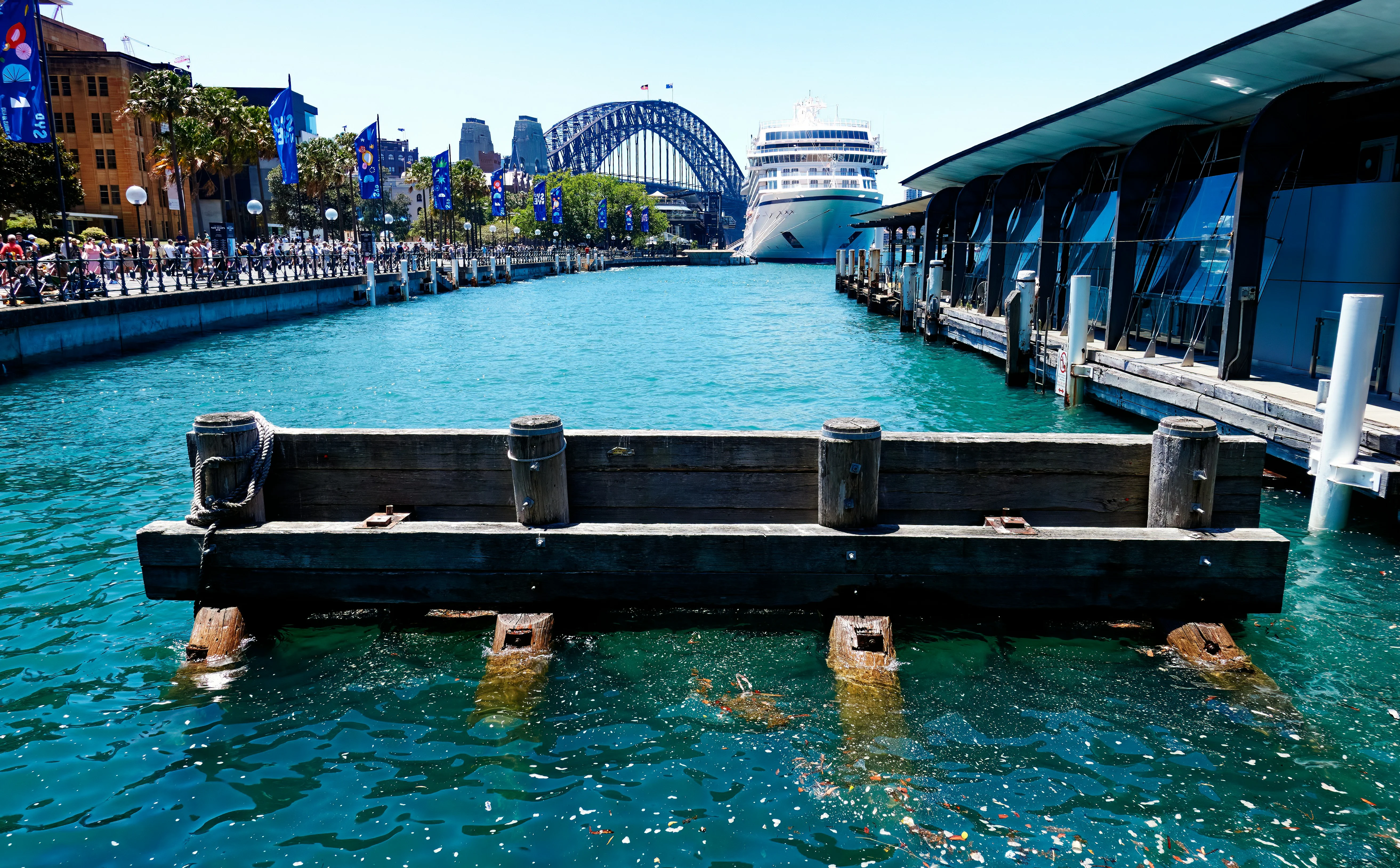 Circular Quay Love Strolls: Romantic Stays Near Sydney's Iconic Cruise Port