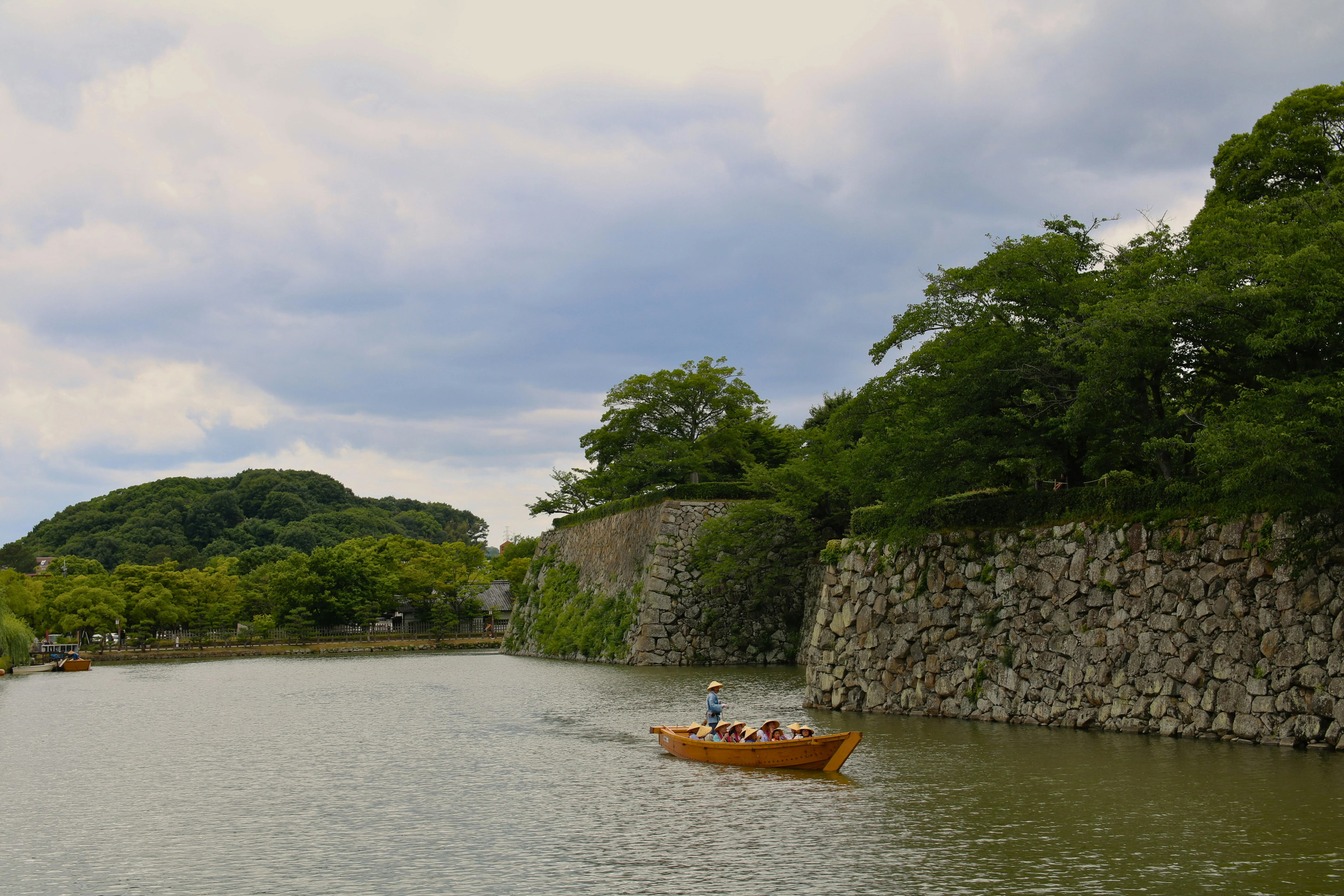 Discovering Himeji's Rivers and Waterfalls: Nature's Soothing Symphony Image 3