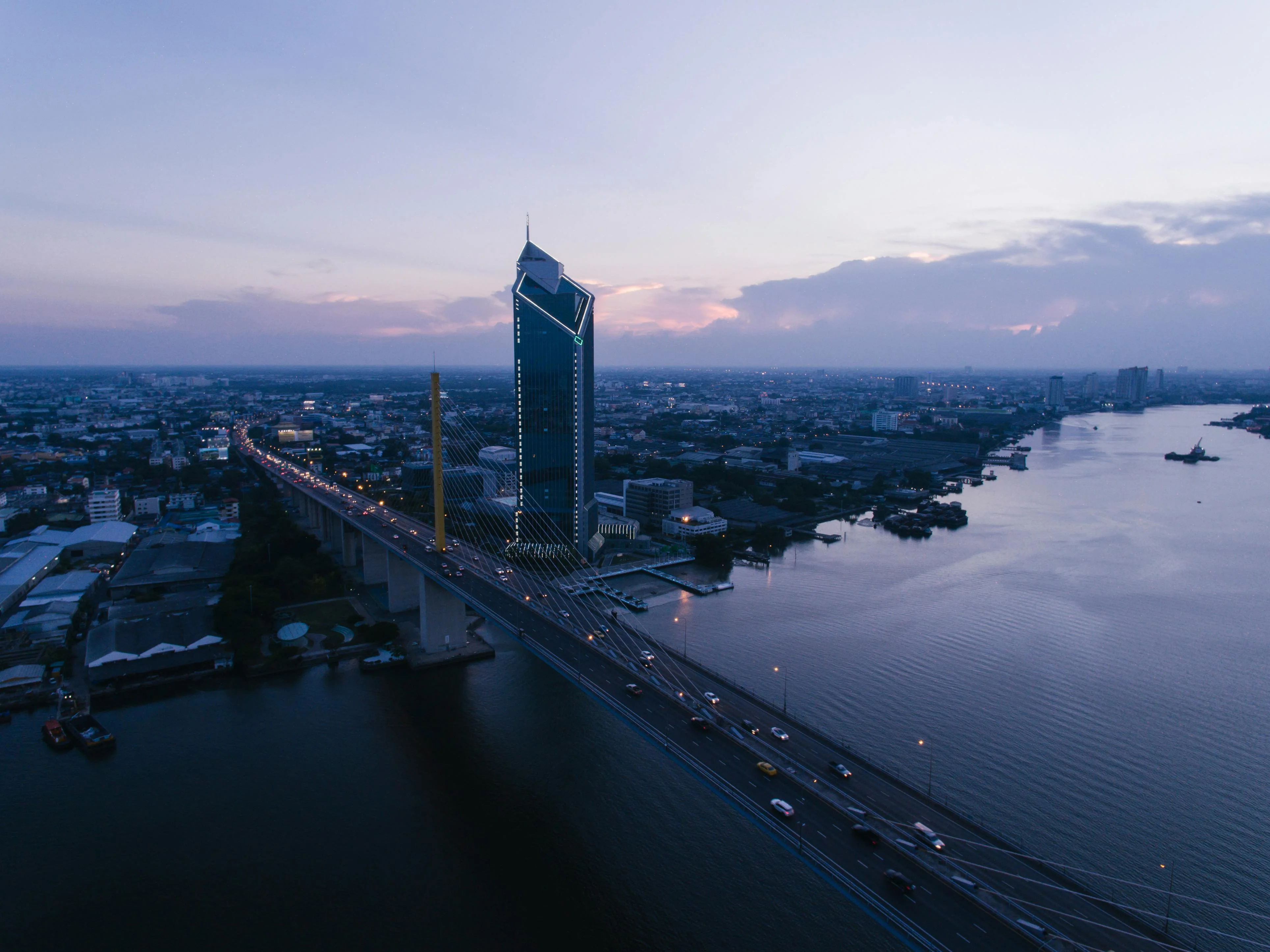 Cruising the Chao Phraya River: Affordable and Accessible Options Image 1