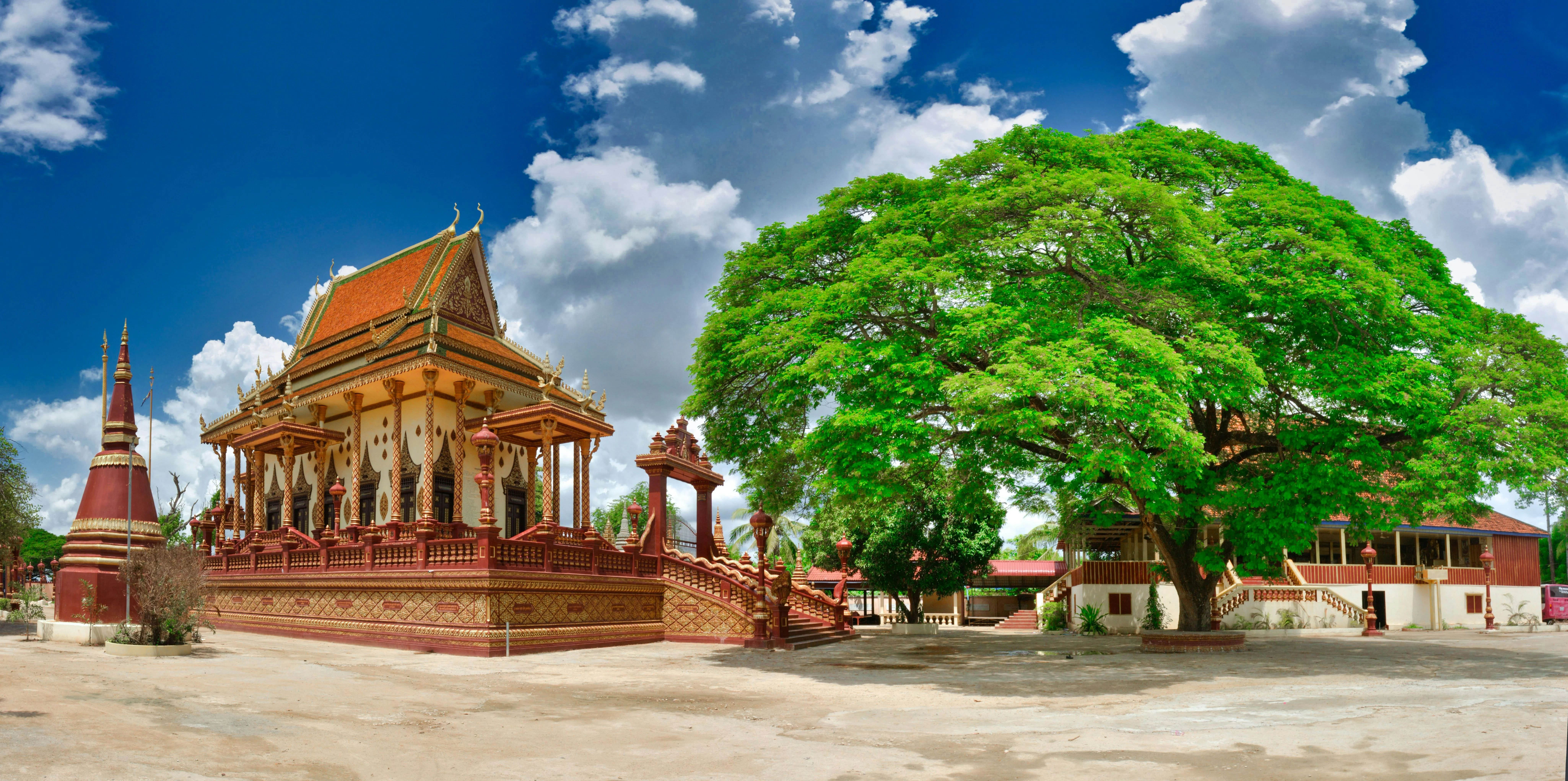 Discovering Phnom Penh's Lesser-Known Temples: A Backpacker's Guide to Spiritual Retreats Image 1