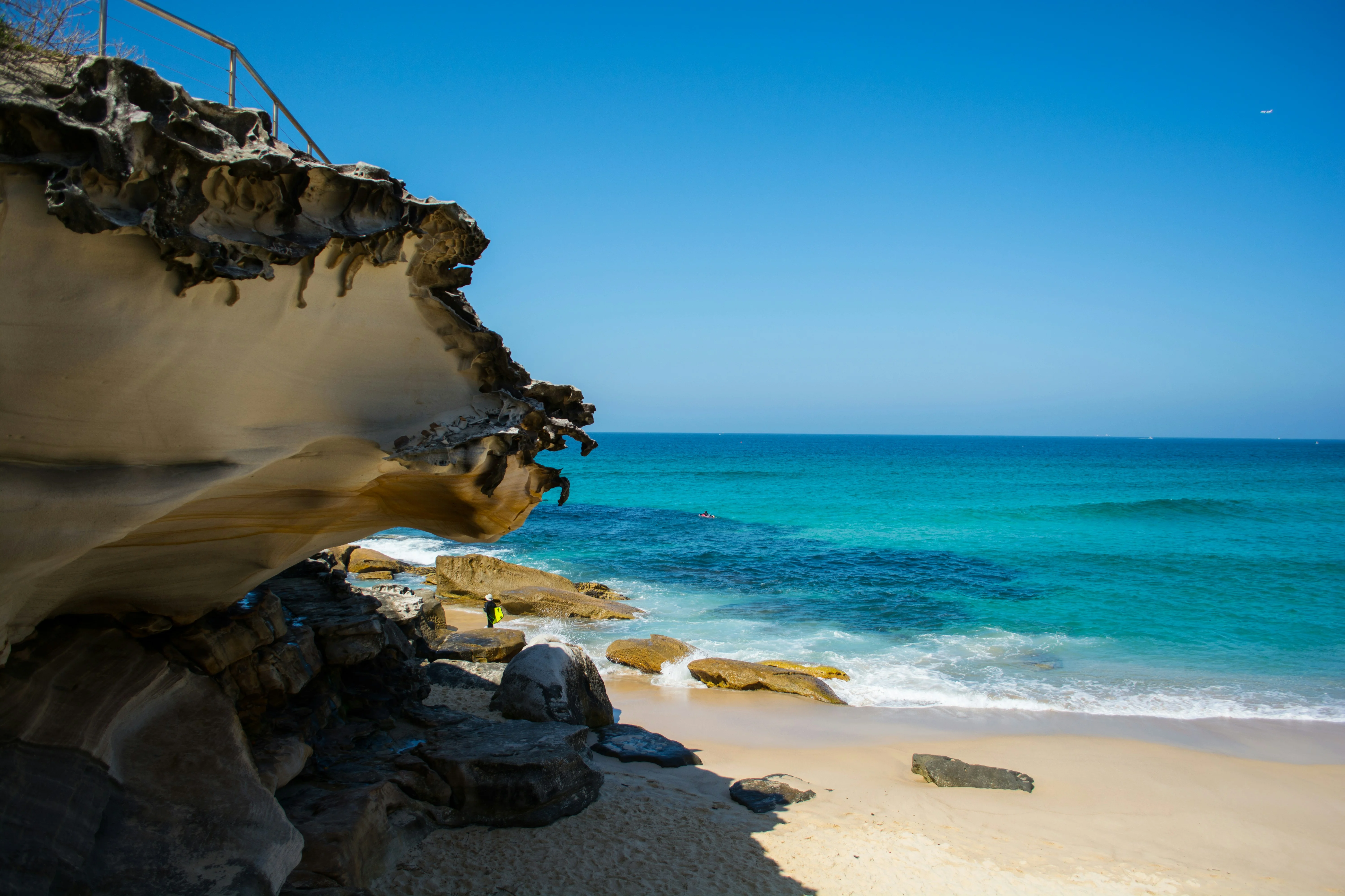 Romantic Anchorages: Discover Hidden Bays Near Sydney Perfect for Couples