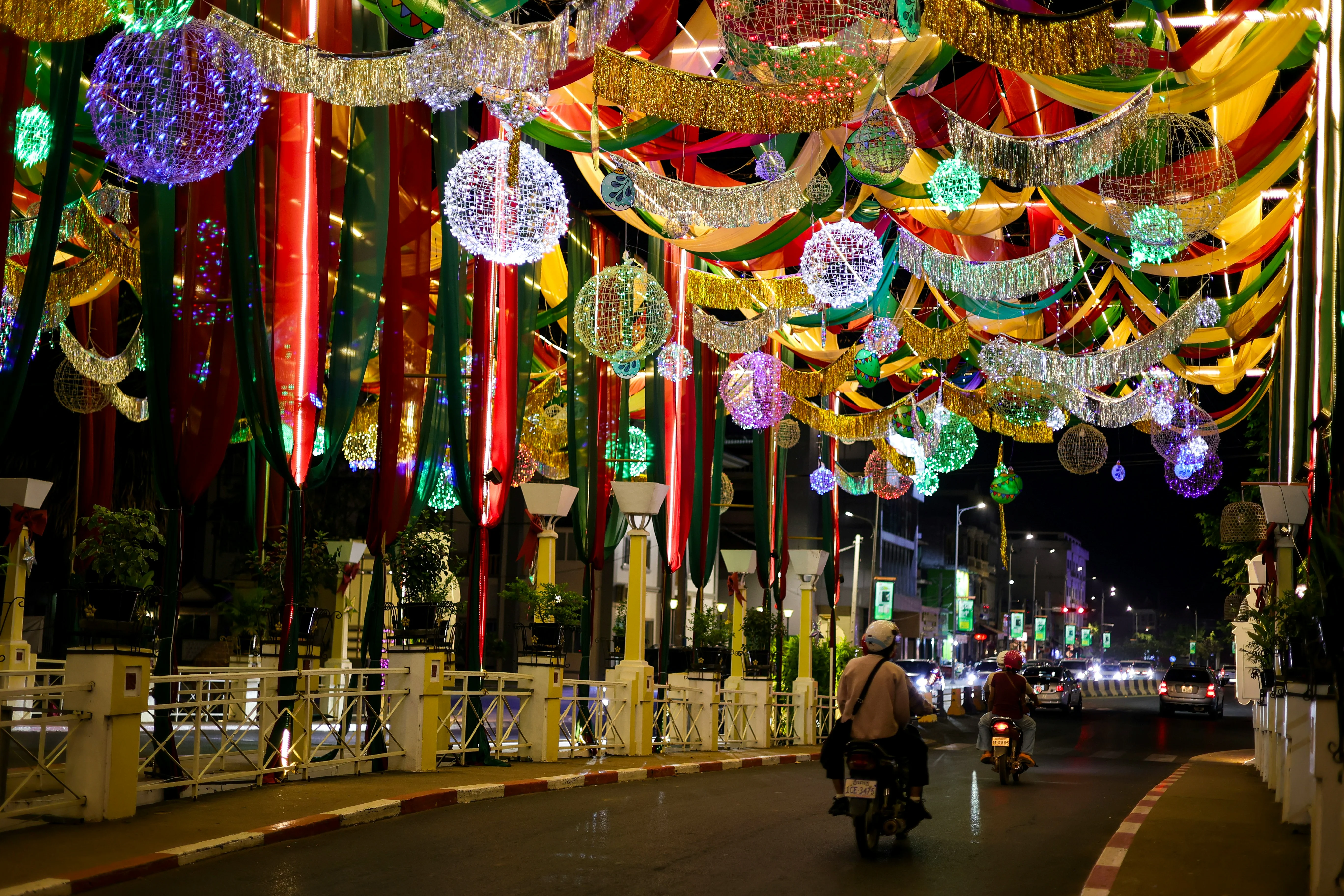 The Ultimate Backpacker's Guide to Siem Reap: Beyond the Temples Image 1