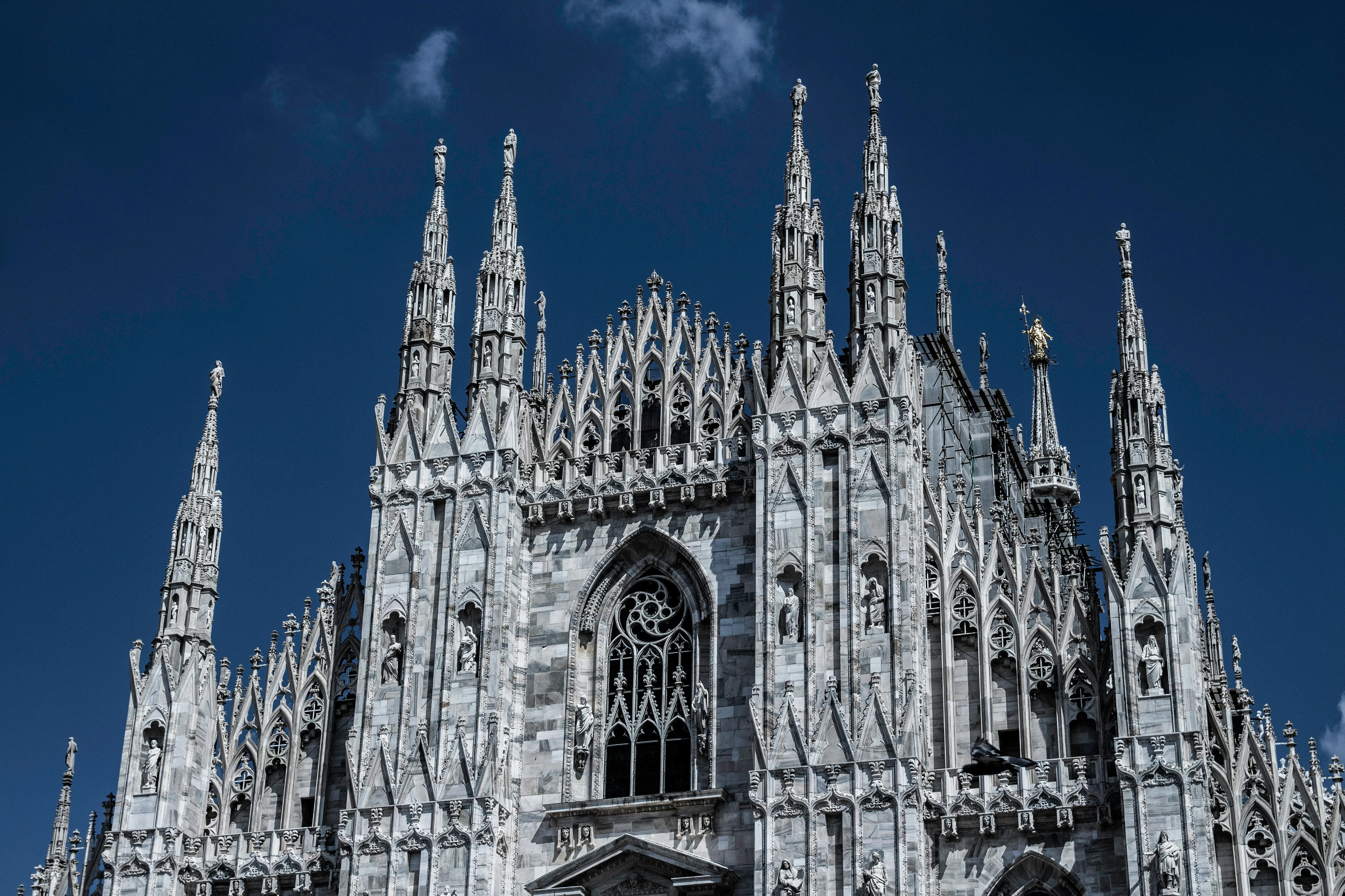 A Couple's Guide to the Romantic Rooftops of Milan: Unique Views for Two Image 1