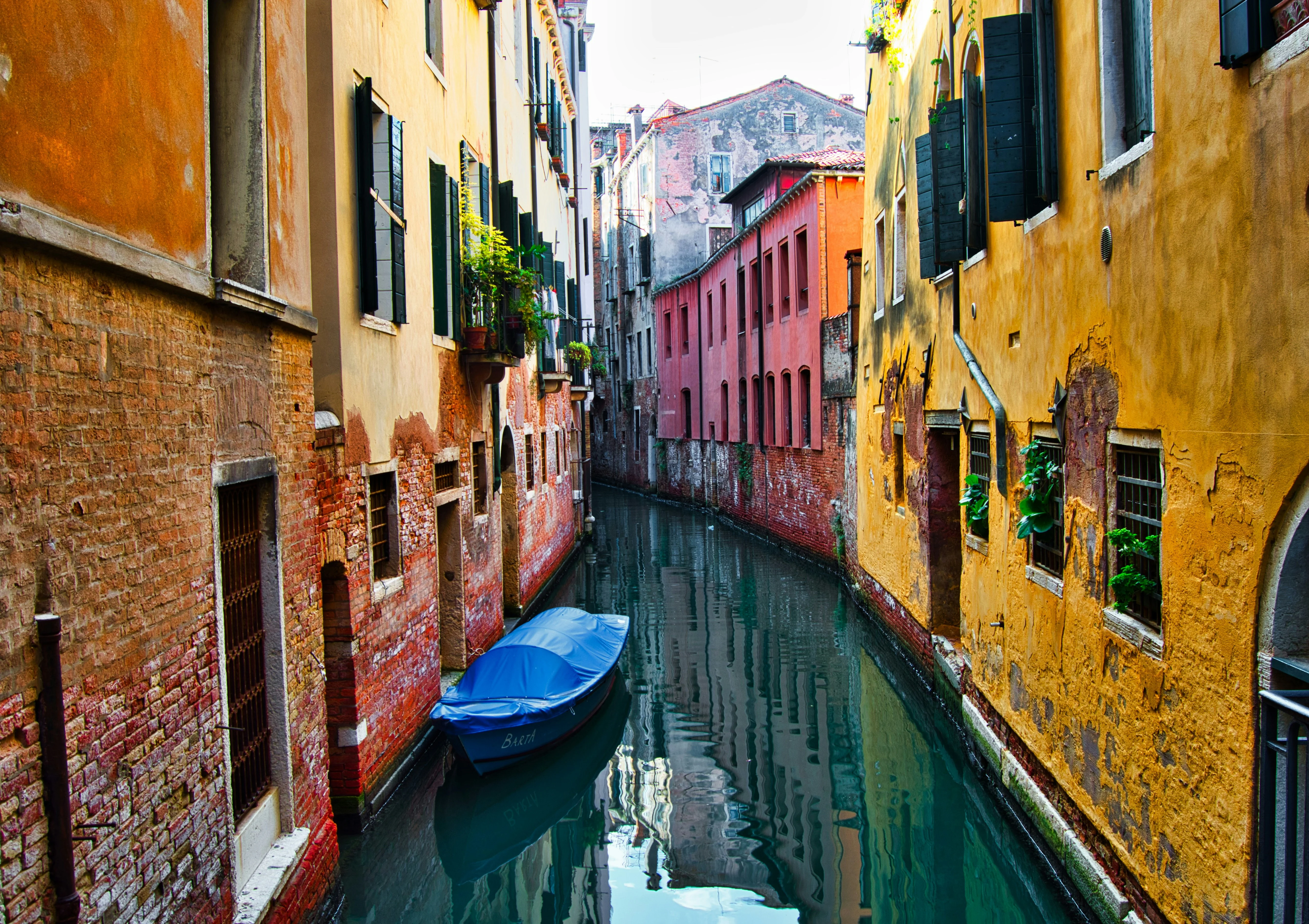 Hidden Canals and Quiet Corners: A Weekend Escape in Venice Image 2