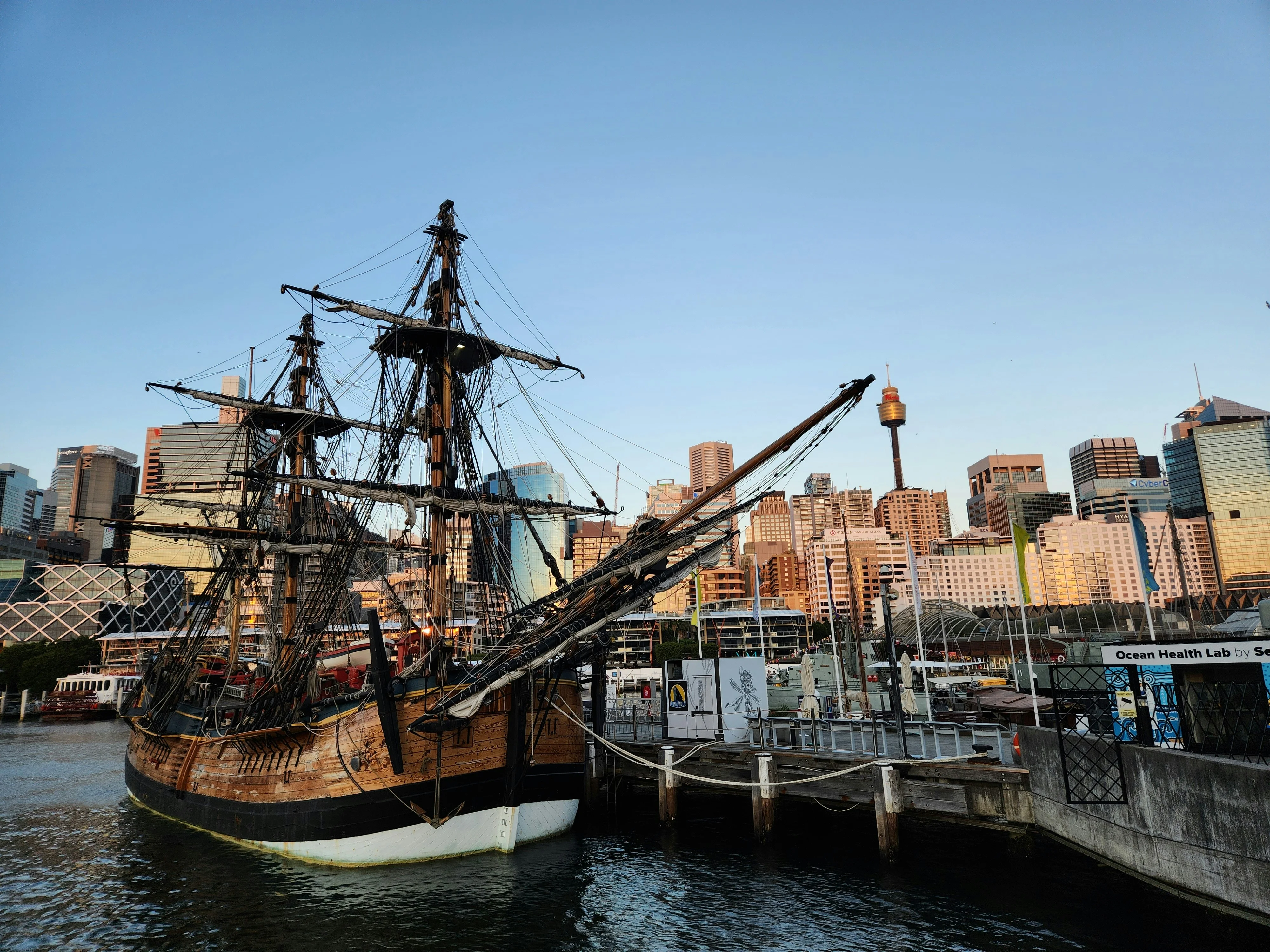 Sydney From the Sea: A Couple's Tour of the City's Skyline from the Water Image 2