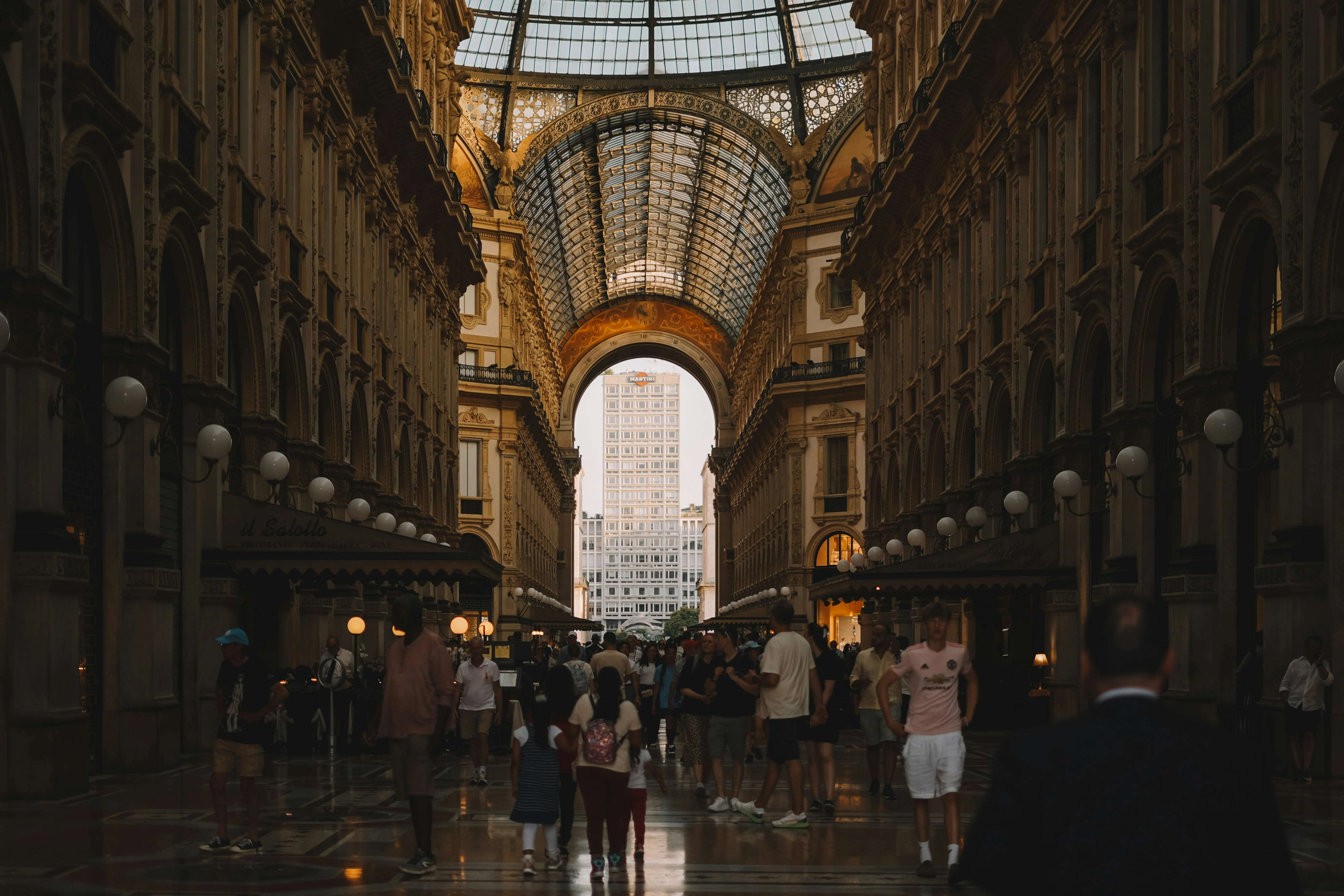 Exploring the Unseen Elegance: Nighttime Adventures in Milan Image 3