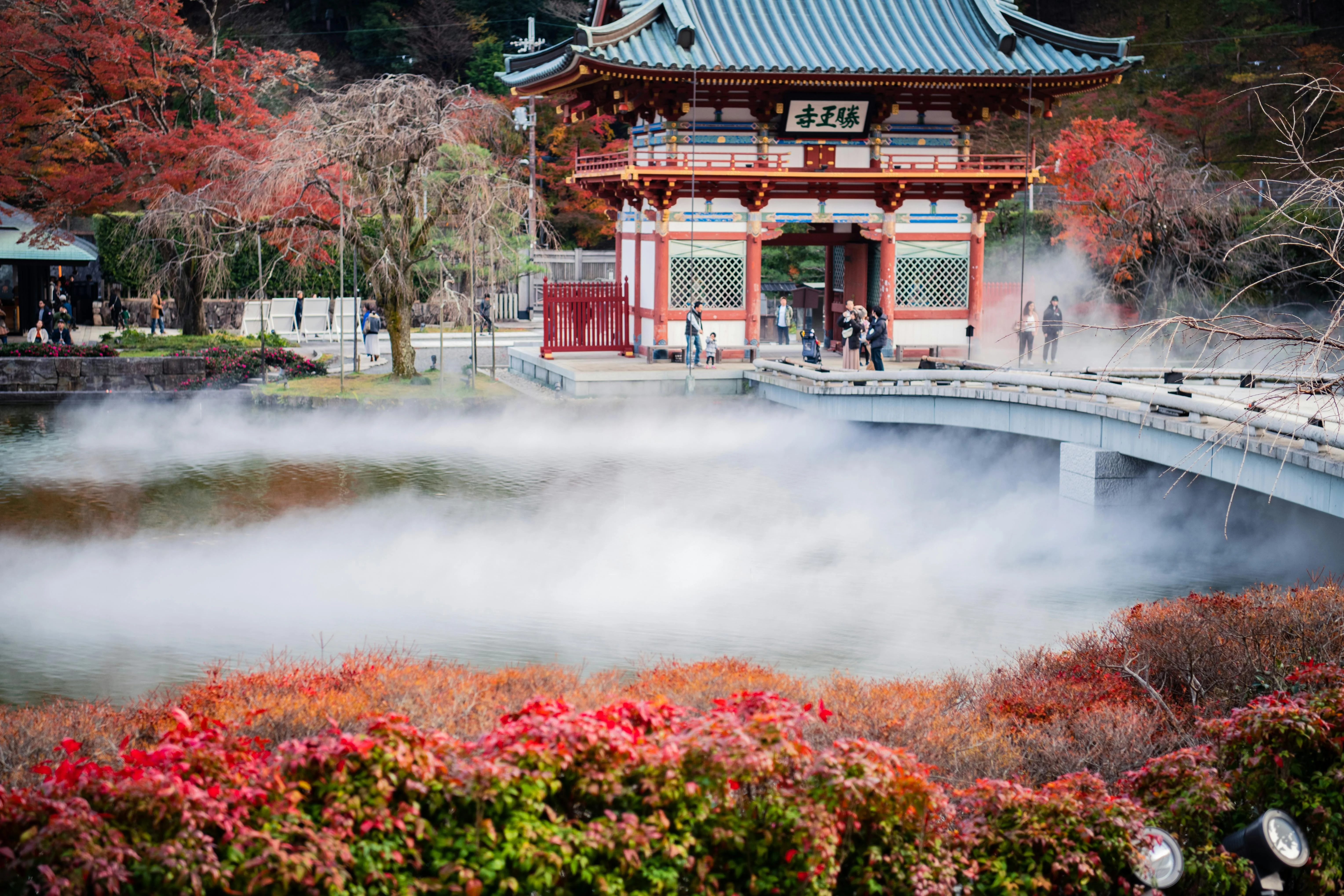 A Day of Ancestral Glory: Osaka's Historical Temples and Shrines Image 1