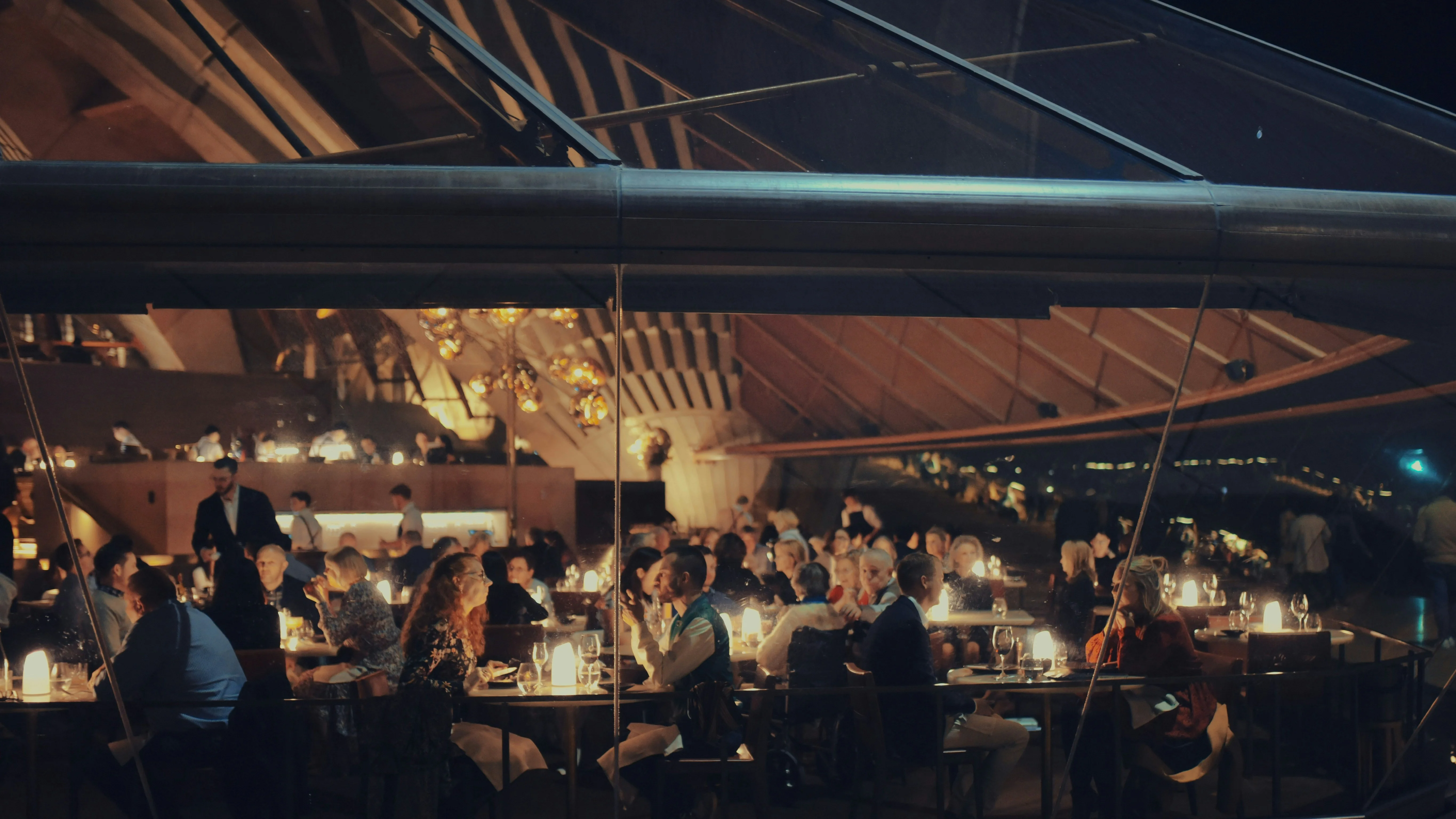 Oceanic Elegance: Romantic Dining Experiences Around Sydney's Harbour Image 1