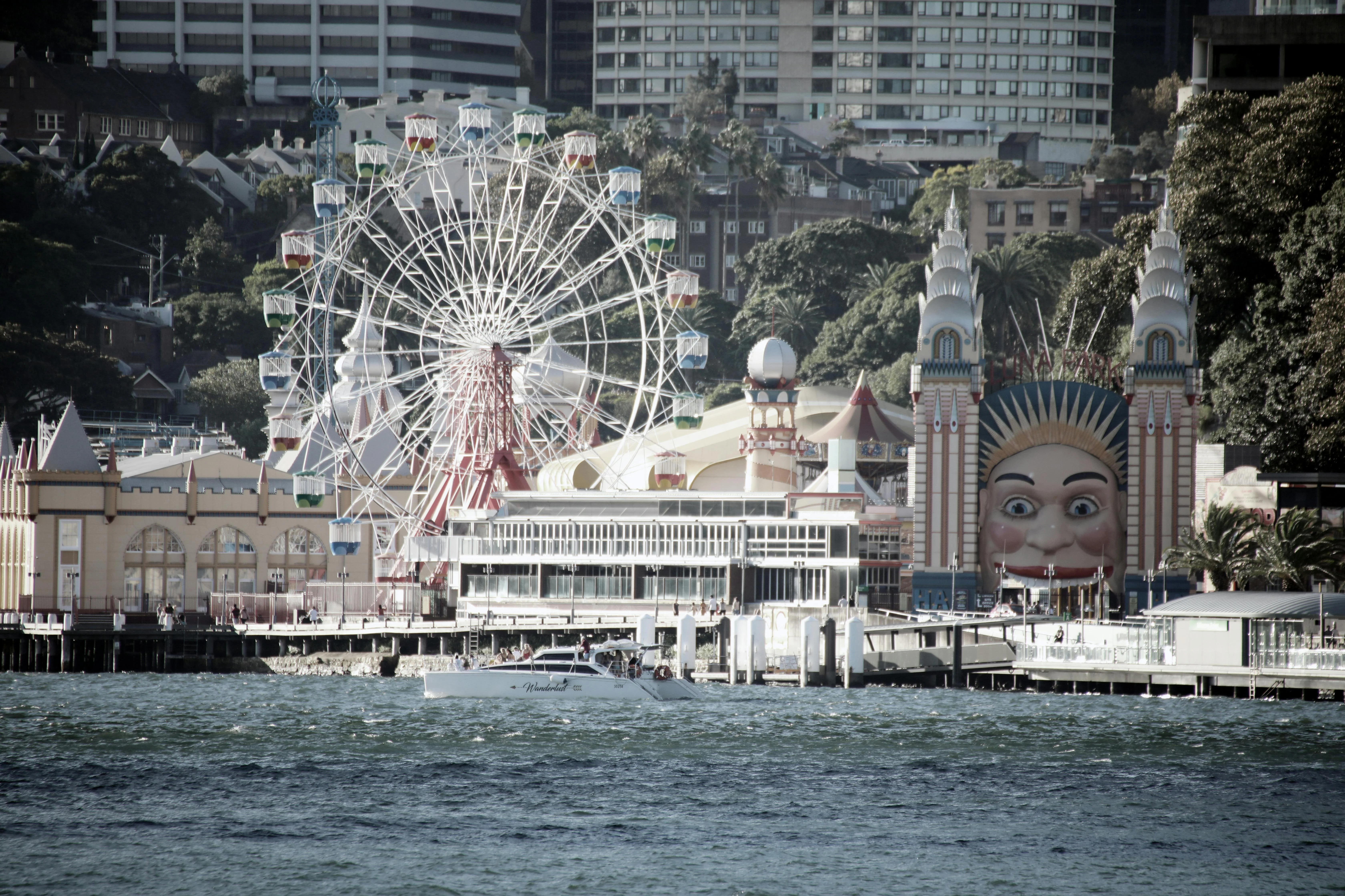 Oceanic Elegance: Romantic Dining Experiences Around Sydney's Harbour Image 3