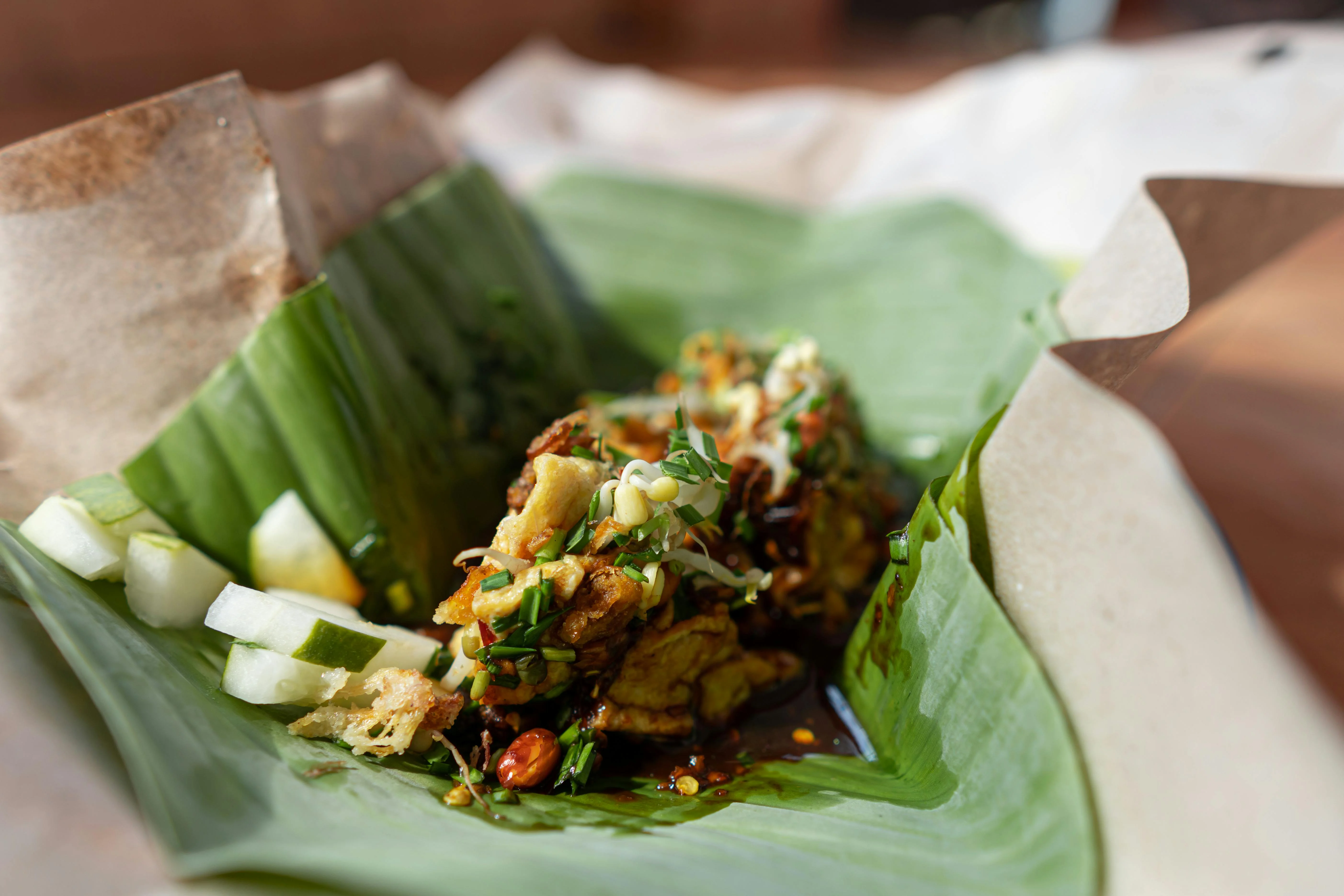 A Gastronomic Tour of Jakarta: Savory Stops for Luxury Travelers and Their Families Image 1