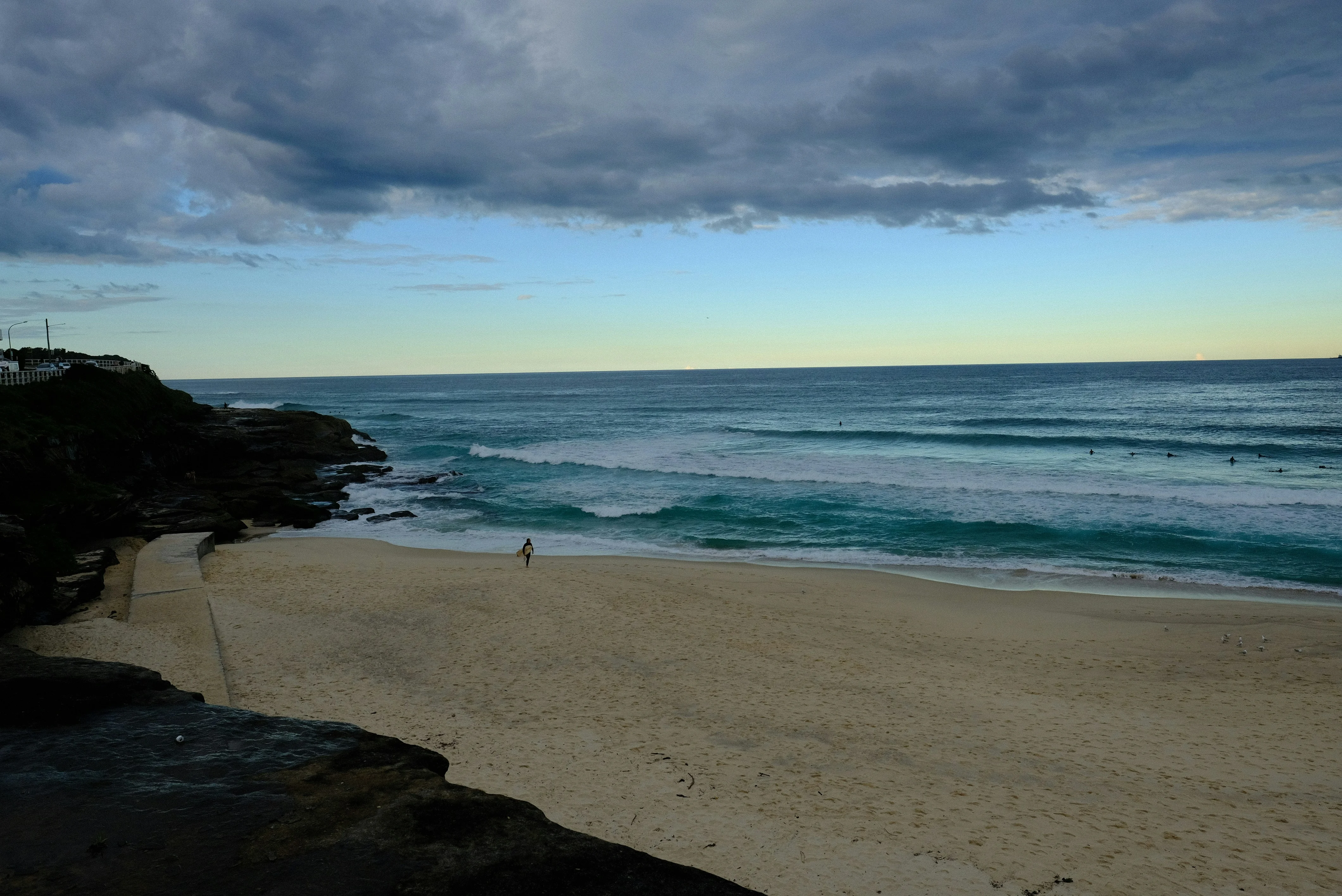 The Call of the Sea: Sydney's Top Beaches for Romantic Sunset Walks image 3