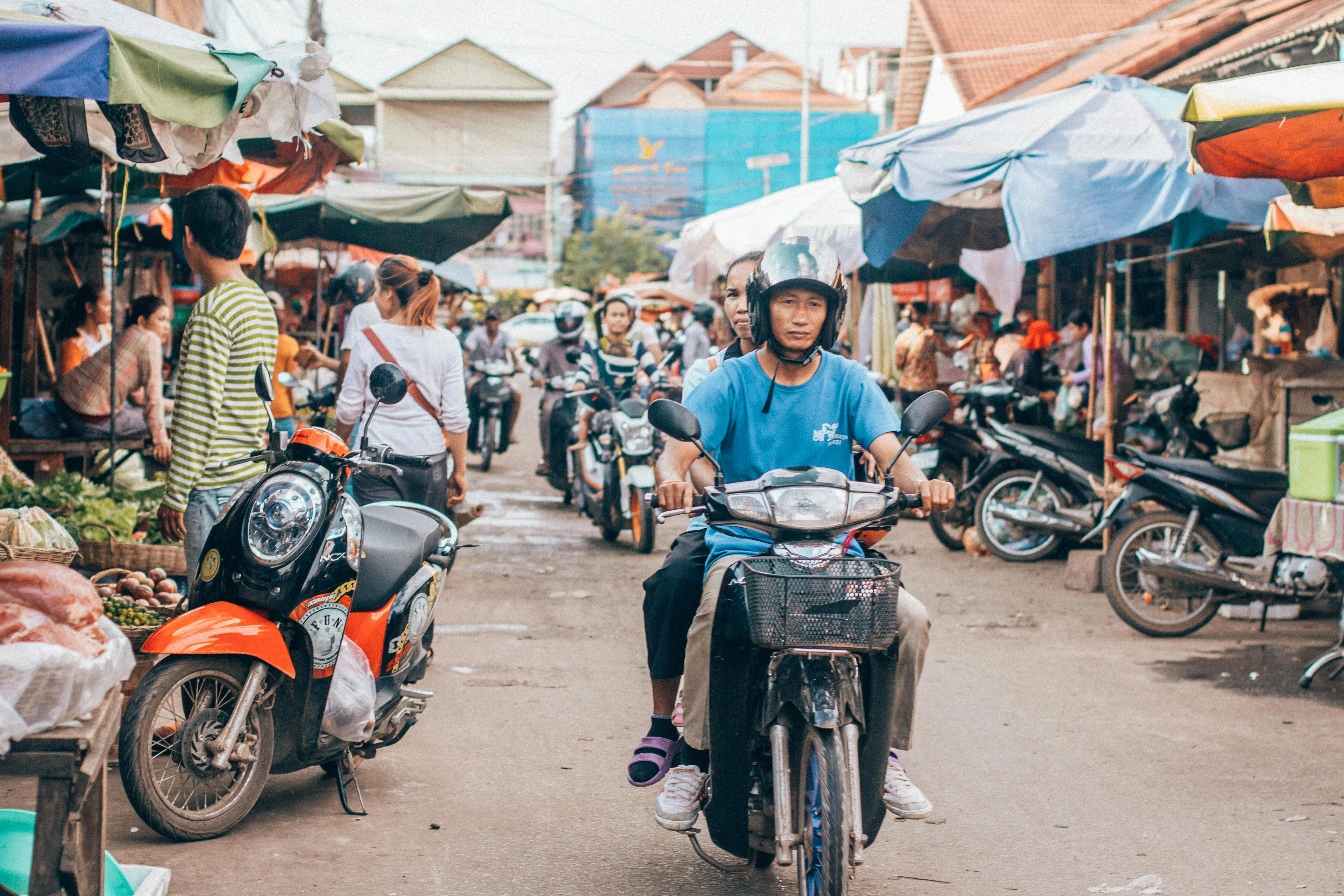 Savoring Cambodia: A Taste of Siem Reap's Street Food Scene Image 1