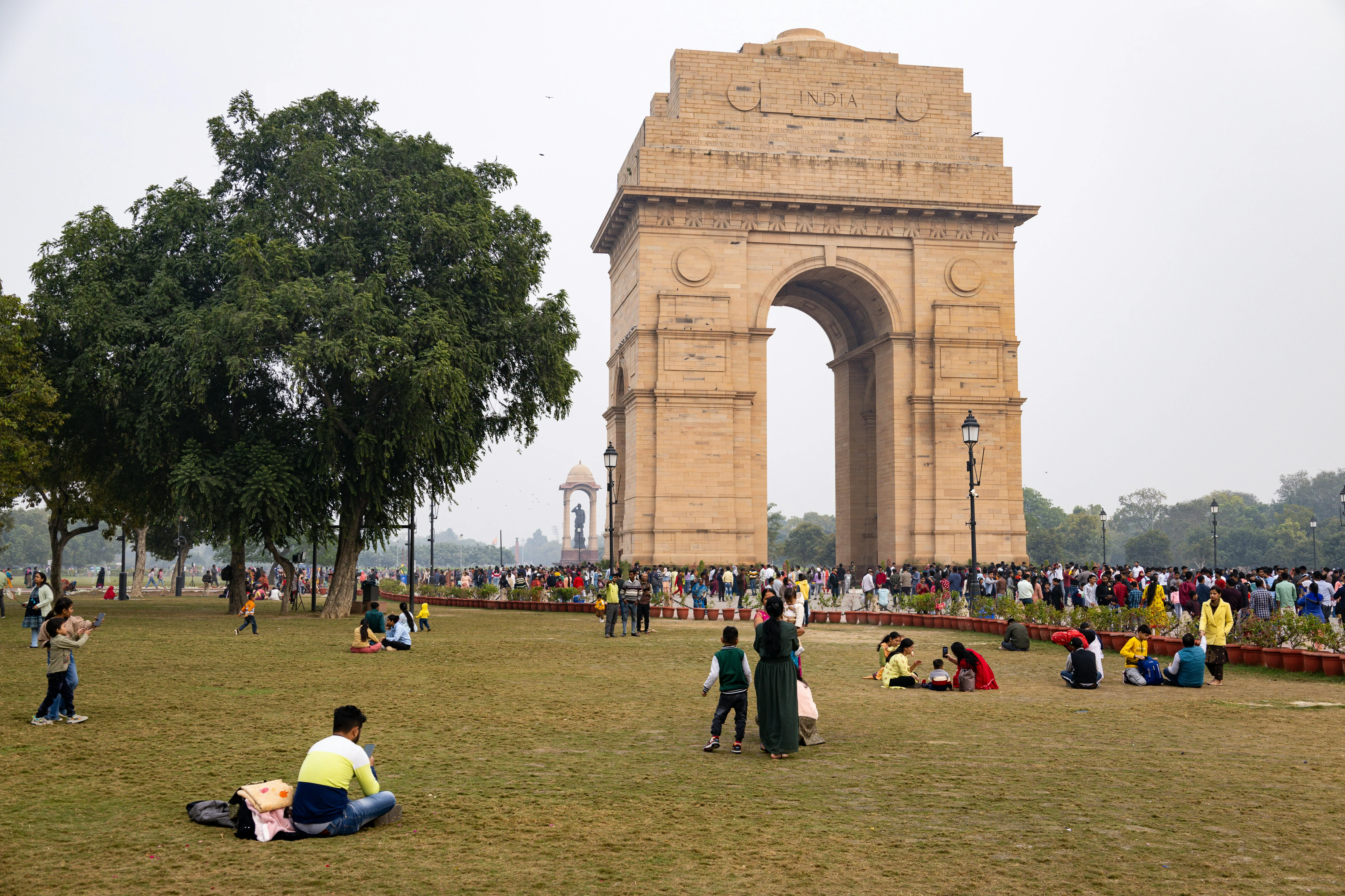 Delhi Dramas: Misadventures and Magical Moments of a Budget Traveler