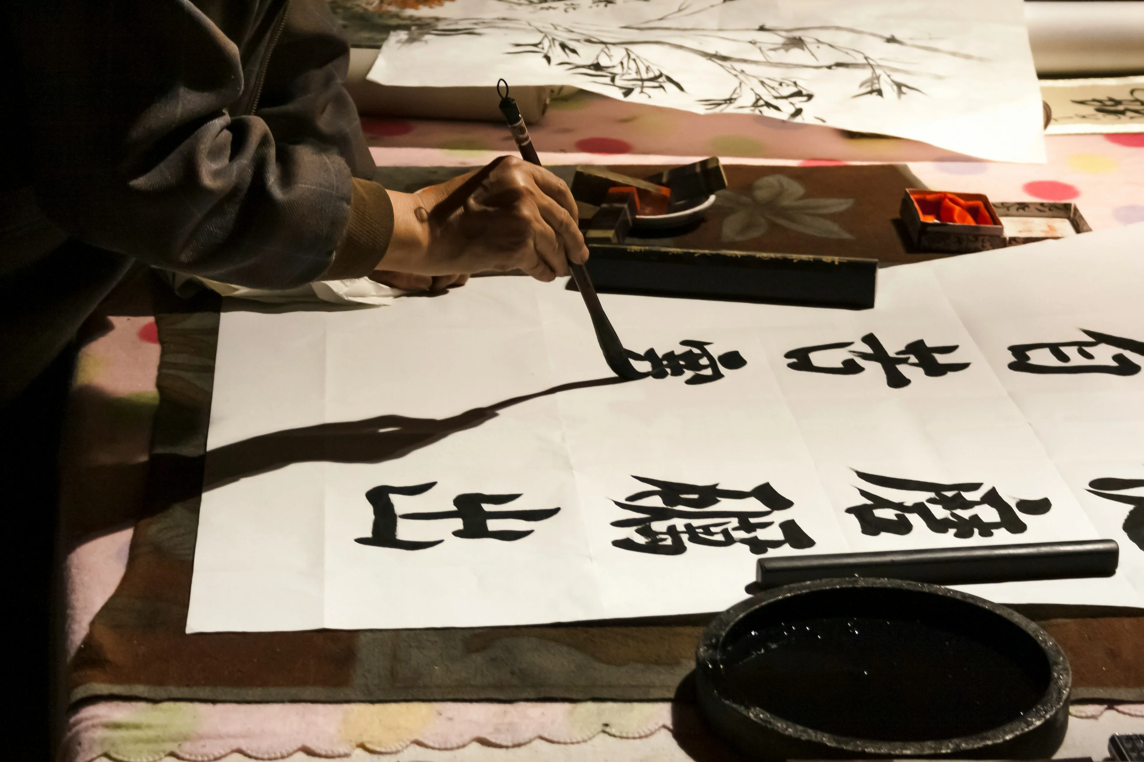 The Art of Simplicity: Romantic Calligraphy Workshops in Beijing