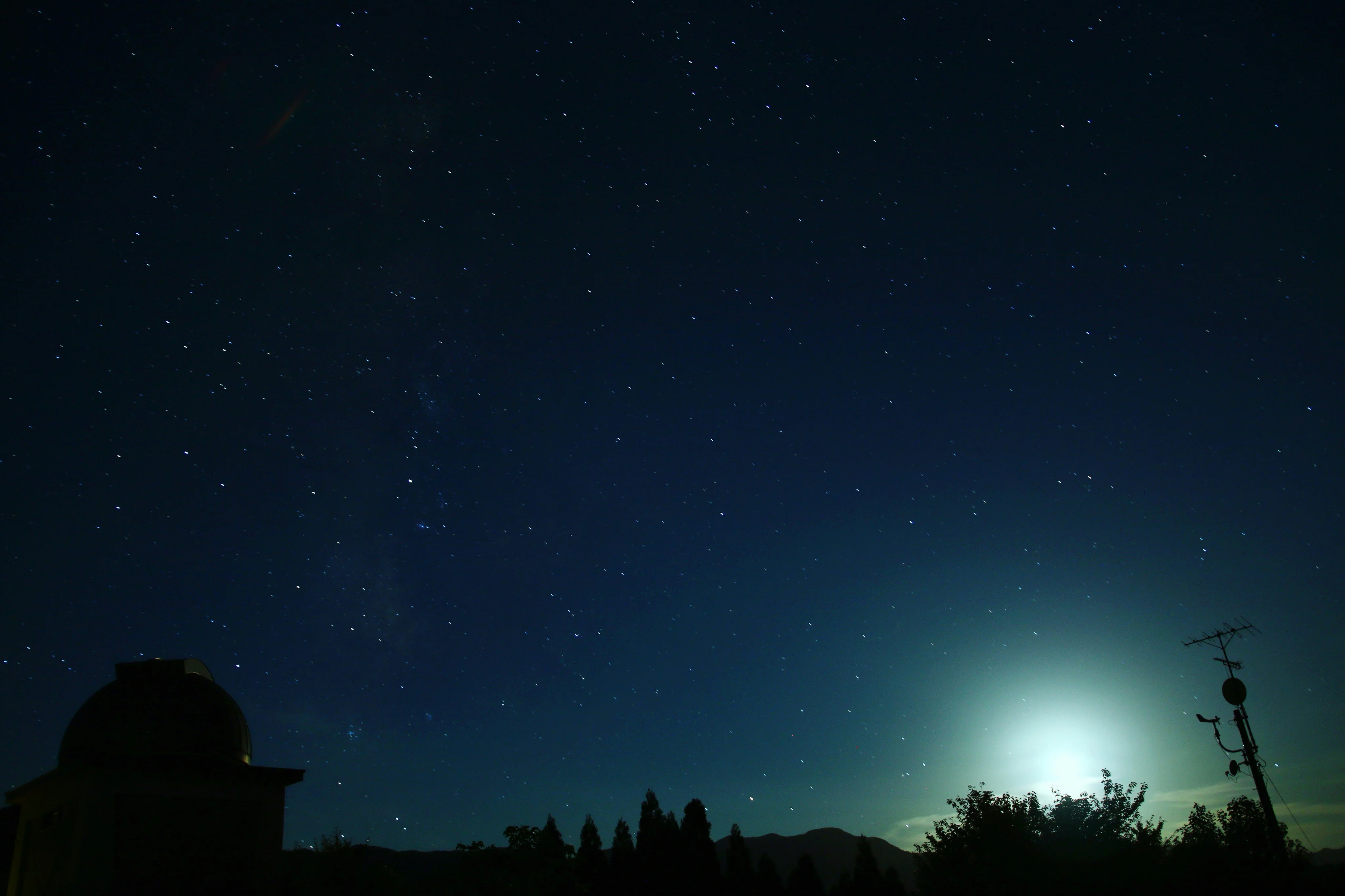 Starry Nights: Astrological Adventures on a Budget in Tottori