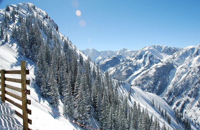 Top North American Locations for Skiing